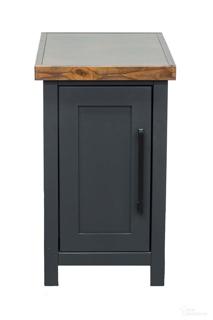 The appearance of Essex 14 Inch Chairside Table In Black and Whiskey designed by Legends Home in the country / farmhouse interior design. This black/whiskey piece of furniture  was selected by 1StopBedrooms from Essex Collection to add a touch of cosiness and style into your home. Sku: ES4520E.SWK. Material: Poplar Solid.