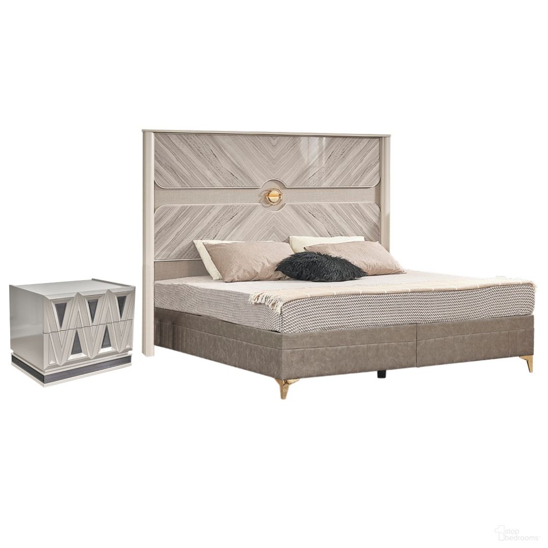The appearance of Eternity Panel Bedroom Set In Beige designed by Galaxy Home Furnishings in the modern / contemporary interior design. This beige piece of furniture was selected by 1StopBedrooms from Eternity Collection to add a touch of cosiness and style into your home. Sku: 601955554367-1;601955554367-2;601955554367-3;601955554305. Bed Size: King. Material: Solid Wood.
