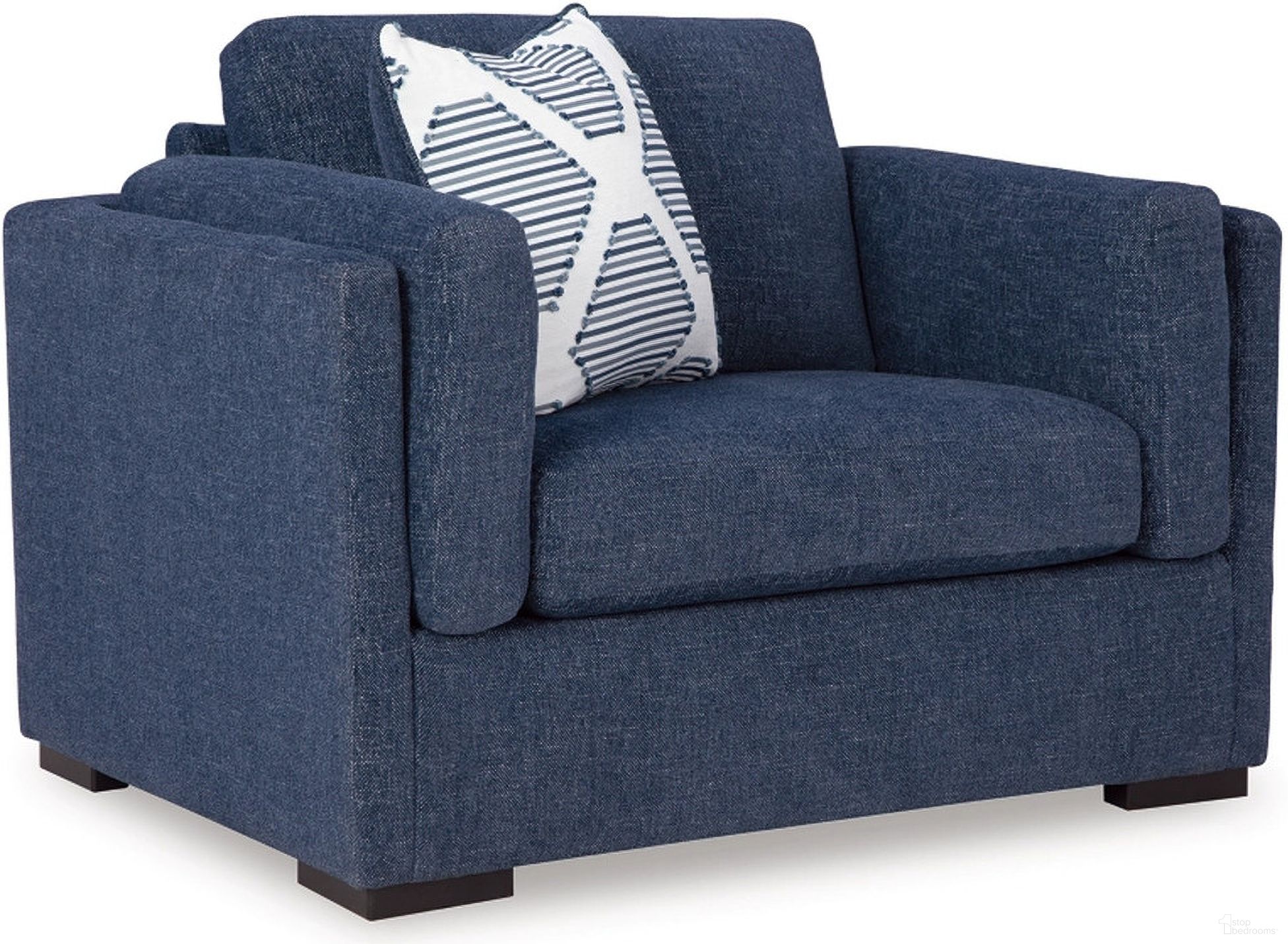 The appearance of Evansley Oversized Chair In Navy designed by Signature Design by Ashley in the modern / contemporary interior design. This navy piece of furniture was selected by 1StopBedrooms from Evansley Collection to add a touch of cosiness and style into your home. Sku: 5450223. Material: Polyester.