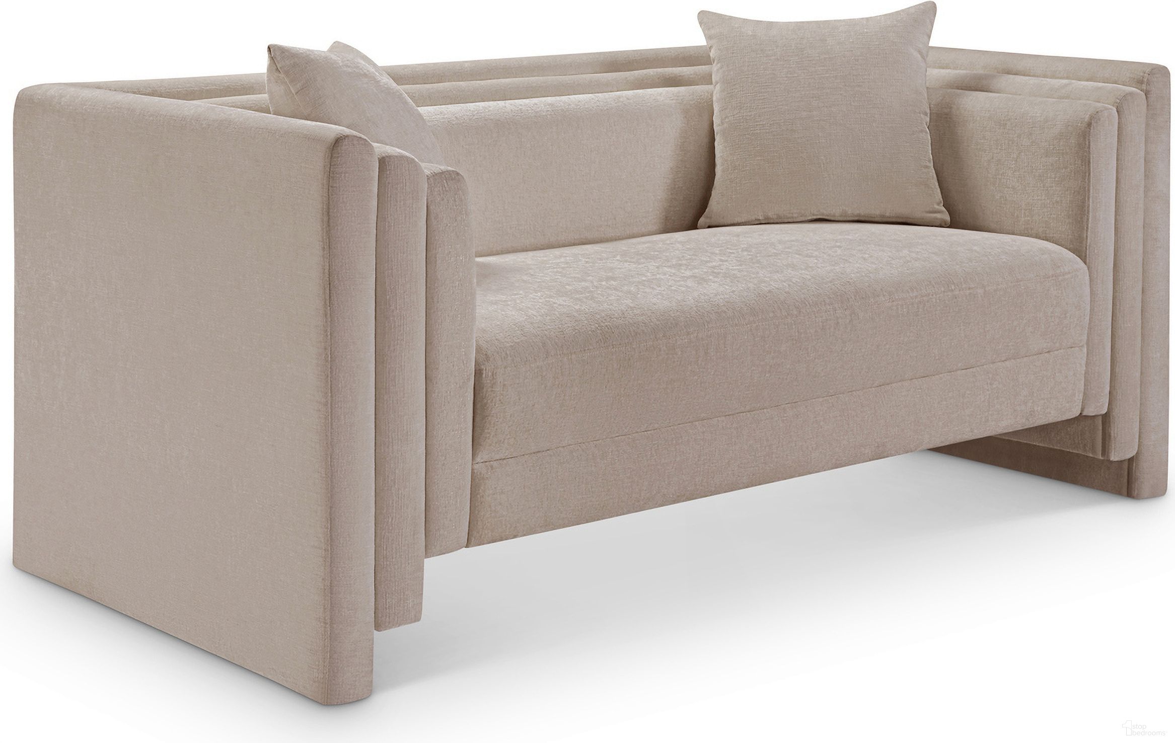 The appearance of Everett Chenille Fabric Loveseat In Beige designed by Meridian in the modern / contemporary interior design. This beige chenille piece of furniture was selected by 1StopBedrooms from Everett Collection to add a touch of cosiness and style into your home. Sku: 44068Beige-L. Material: Chenille.