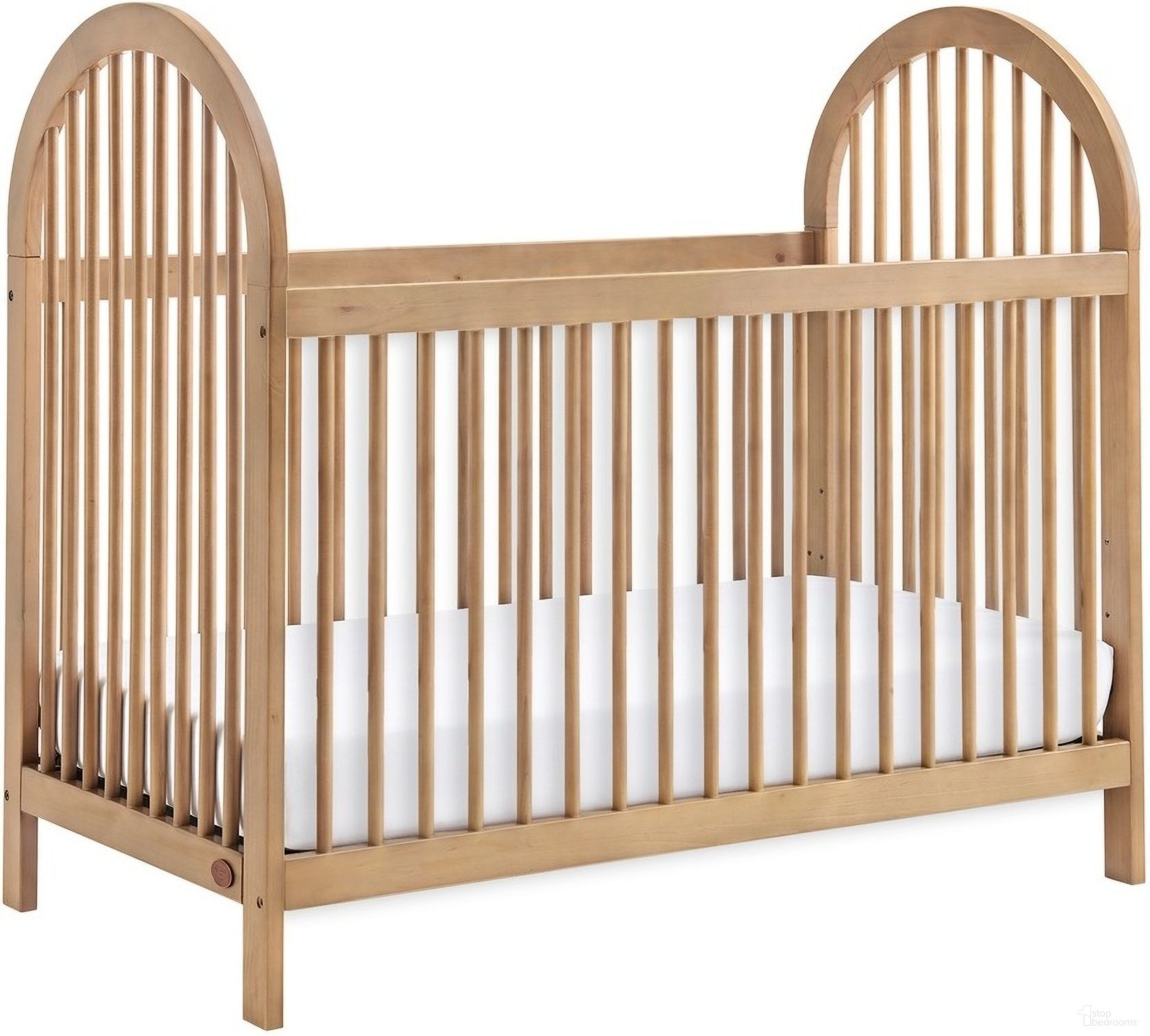 Everlee Island Crib In Honey Wood