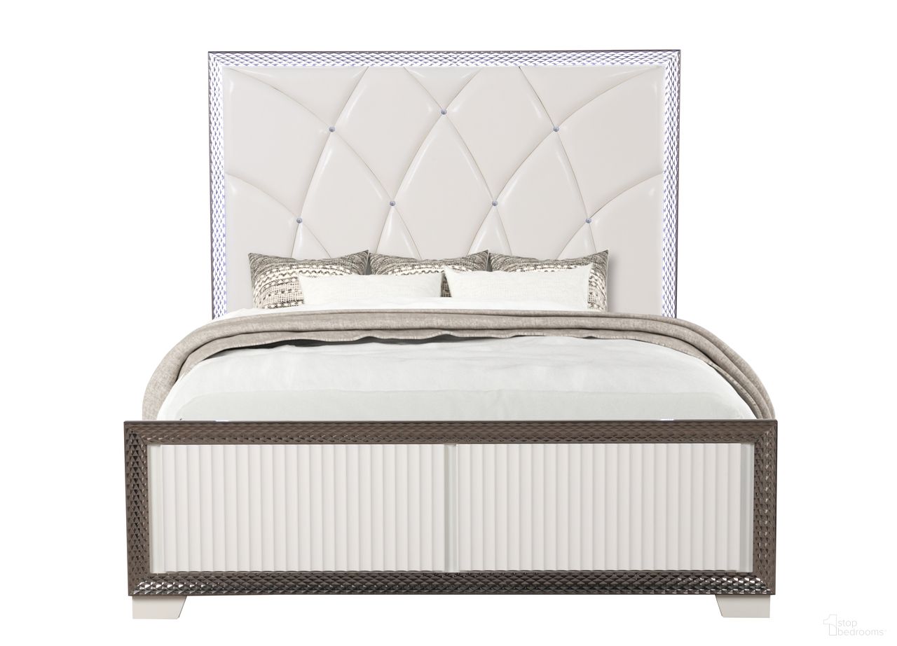 Fabio King Panel Bed In White