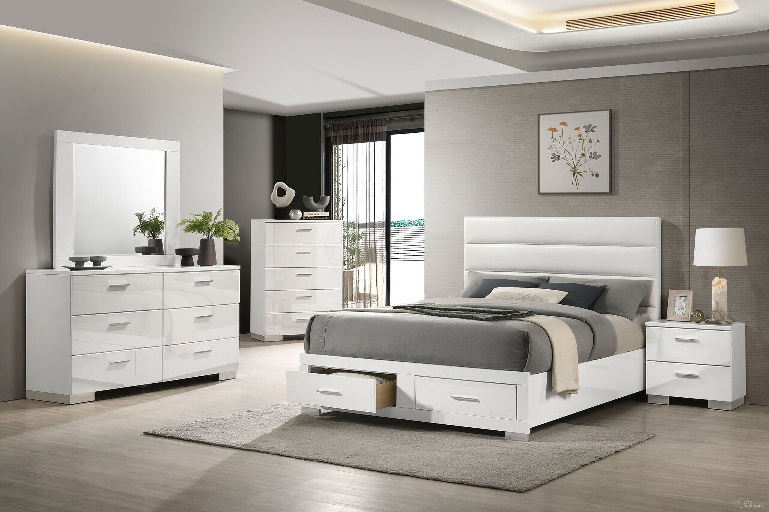 The appearance of Felicity Storage Bedroom Set In White High Gloss designed by Coaster in the modern / contemporary interior design. This white high gloss piece of furniture was selected by 1StopBedrooms from Felicity Collection to add a touch of cosiness and style into your home. Sku: 203510QB1;203510QB2;203510QB3;203502. Material: Fabric. Bed Size: California King.