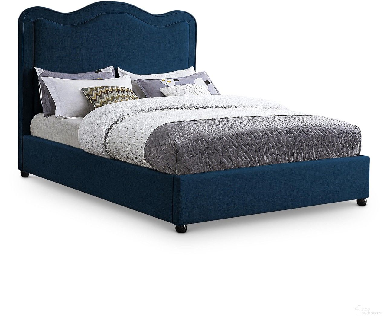 The appearance of Felix Linen Textured Fabric King Bed In Navy designed by Meridian in the transitional interior design. This navy piece of furniture was selected by 1StopBedrooms from Felix Collection to add a touch of cosiness and style into your home. Sku: FelixNavy-K Box 1/2 (Headboard / Slats);FelixNavy-K Box 2/2 (Siderails / Footboard / Legs). Bed Type: Panel Bed. Material: Wood. Bed Size: King.