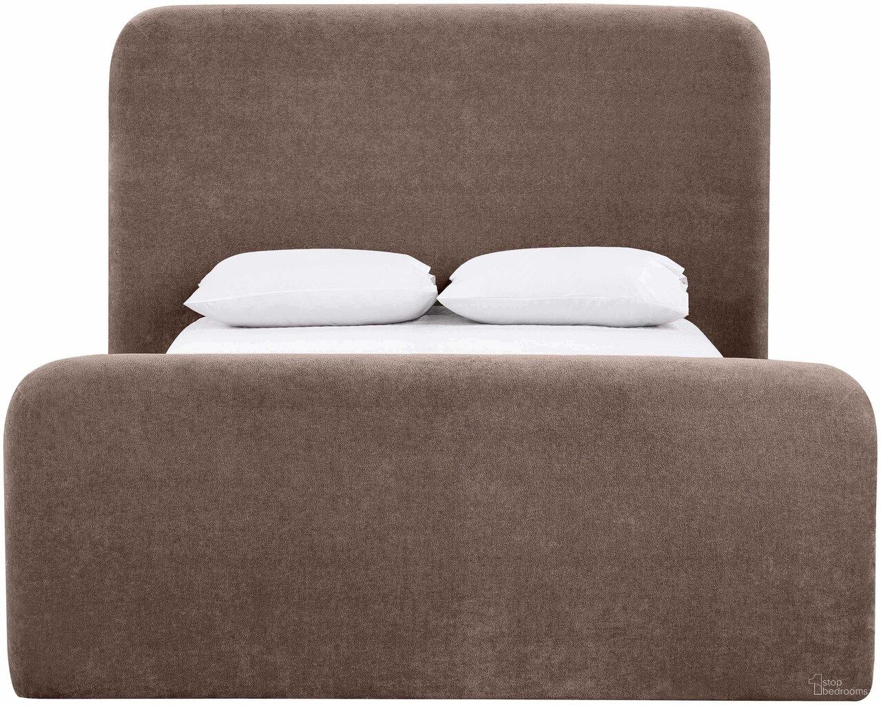 The appearance of Fira Chenille Fabric Upholstered King Bed In Brown designed by Meridian in the modern / contemporary interior design. This brown piece of furniture was selected by 1StopBedrooms from Fira Collection to add a touch of cosiness and style into your home. Sku: B1222Brown-K Box 1/2 (Headboard / Footboard / Centered Support Legs / Slats);B1222Brown-K Box 2/2 (Side Rails / Center Rail). Bed Size: King. Material: Chenille. Bed Type: Upholstered Bed.