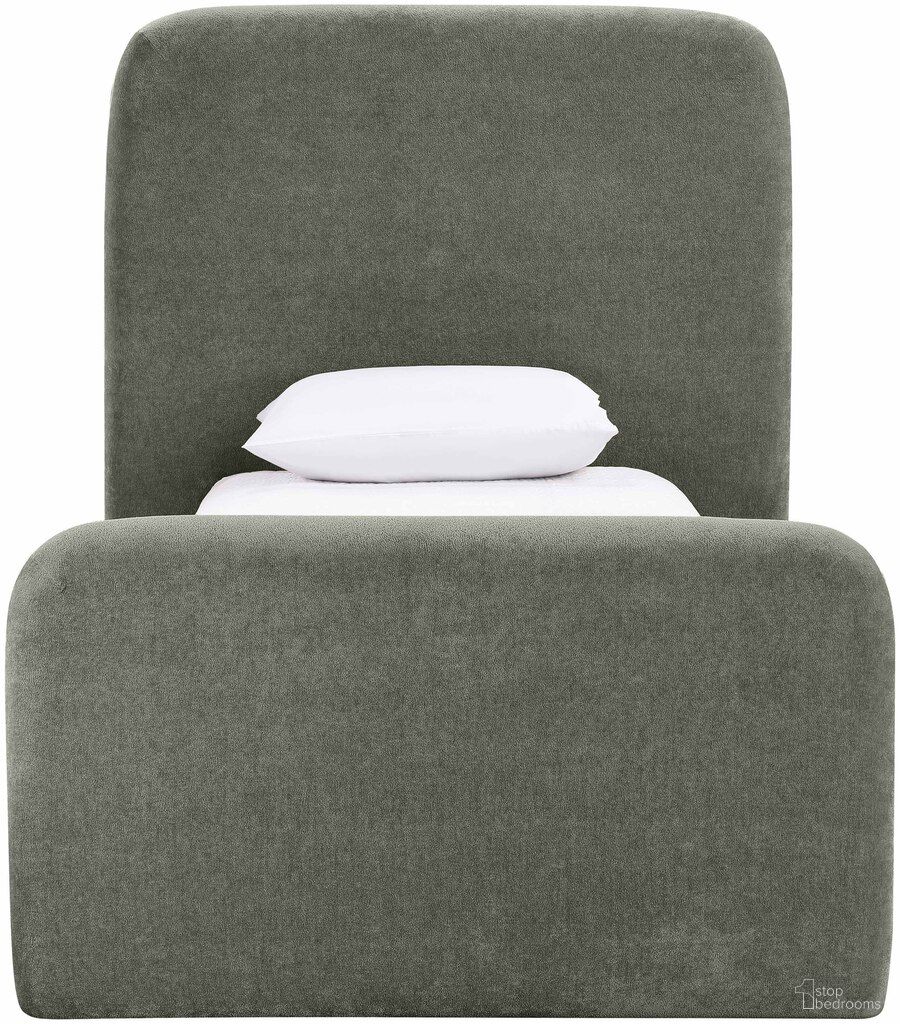 Fira Chenille Fabric Upholstered Twin Bed In Green