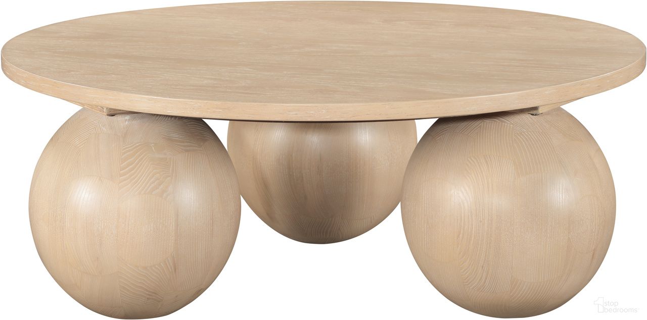 The appearance of Fitch Oak Veneer Coffee Table In Natural and Oak designed by Meridian in the modern / contemporary interior design. This natural and oak piece of furniture was selected by 1StopBedrooms from Fitch Collection to add a touch of cosiness and style into your home. Sku: 99082Oak-CT. Material: Oak Veneer.