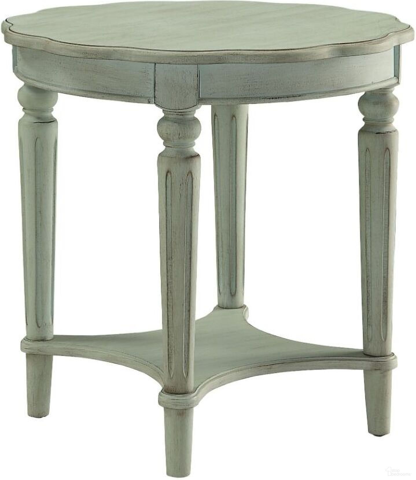 The appearance of Fordon Antique Green End Table designed by ACME in the traditional interior design. This green piece of furniture  was selected by 1StopBedrooms from Fordon Collection to add a touch of cosiness and style into your home. Sku: 82912. Material: Wood.