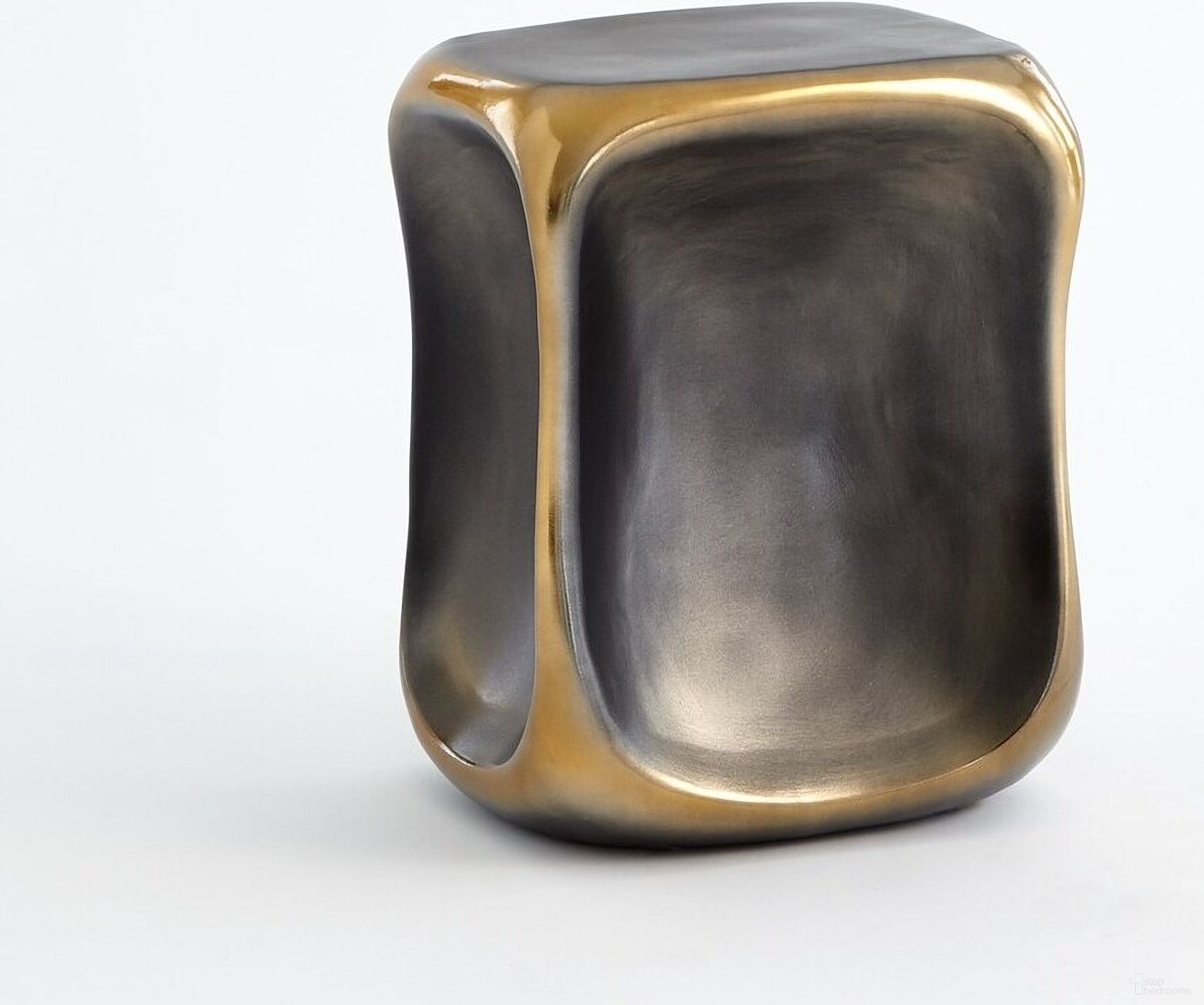 The appearance of Formation Small Accent Table In Black and Gold designed by Global Views in the modern / contemporary interior design. This black/gold piece of furniture  was selected by 1StopBedrooms from Formation Collection to add a touch of cosiness and style into your home. Sku: 730149. Material: Ceramic.