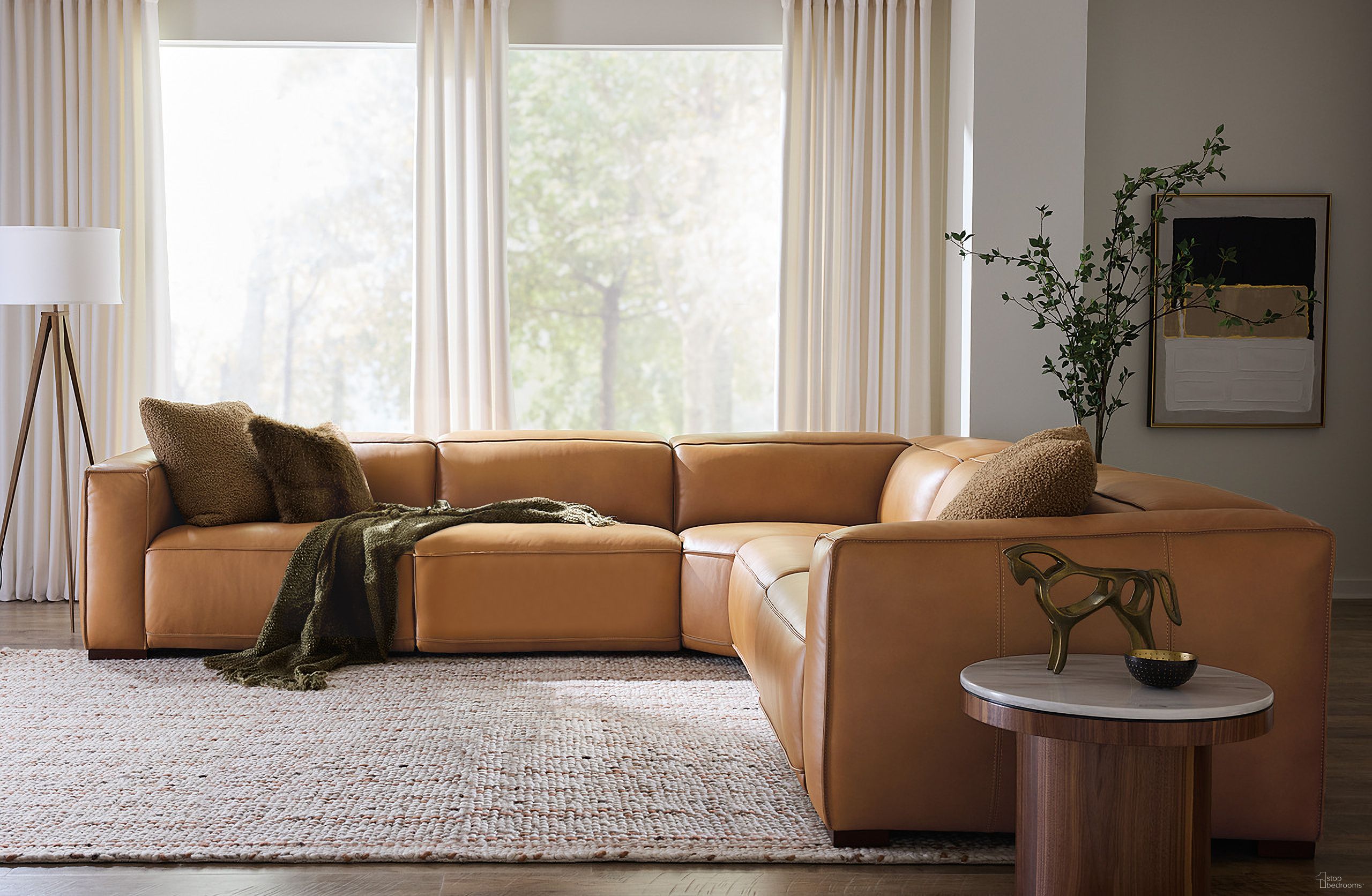 The appearance of Fresco 5 Seat Power Recline Sectional In Brown designed by Hooker in the transitional interior design. This brown piece of furniture was selected by 1StopBedrooms from MS Collection to add a touch of cosiness and style into your home. Sku: SS404-APPH-080;SS404-APPH-080;SS404-C-080;SS404-RLPPH-080. Material: Leather. Layout: L-Shape.