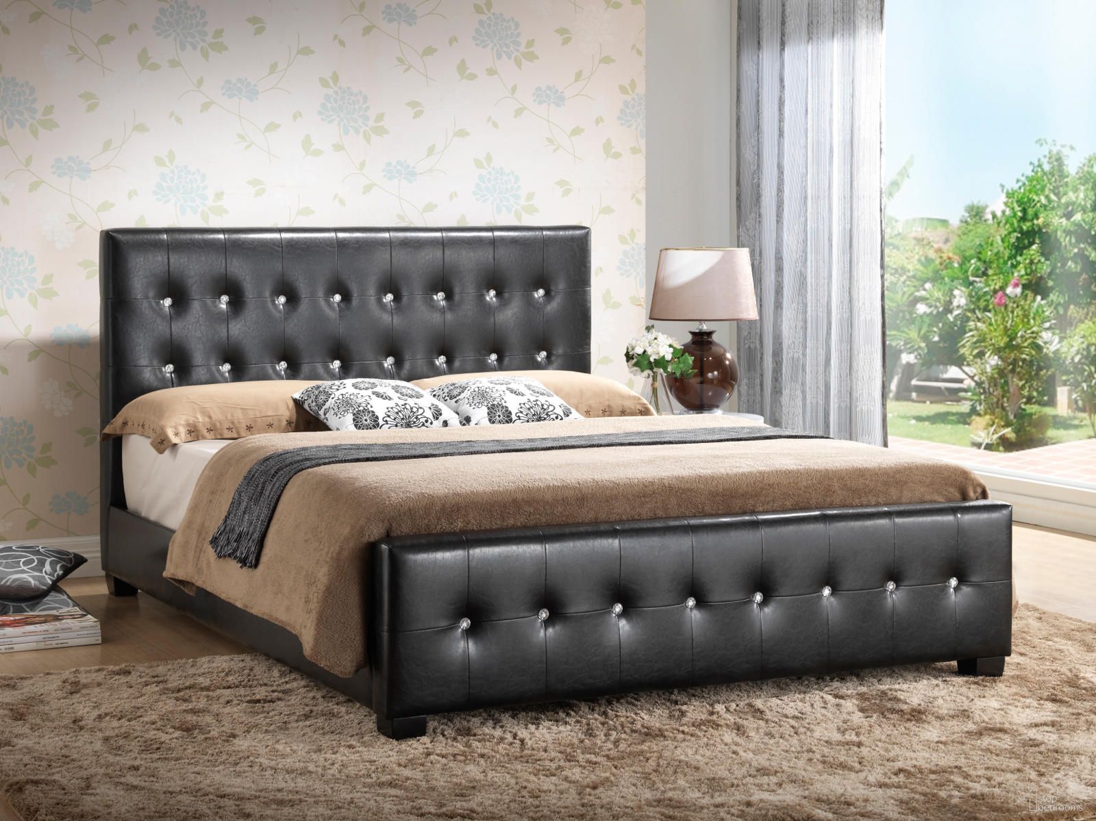 Glory Furniture G2583 Full Upholstered Panel Bed in Black