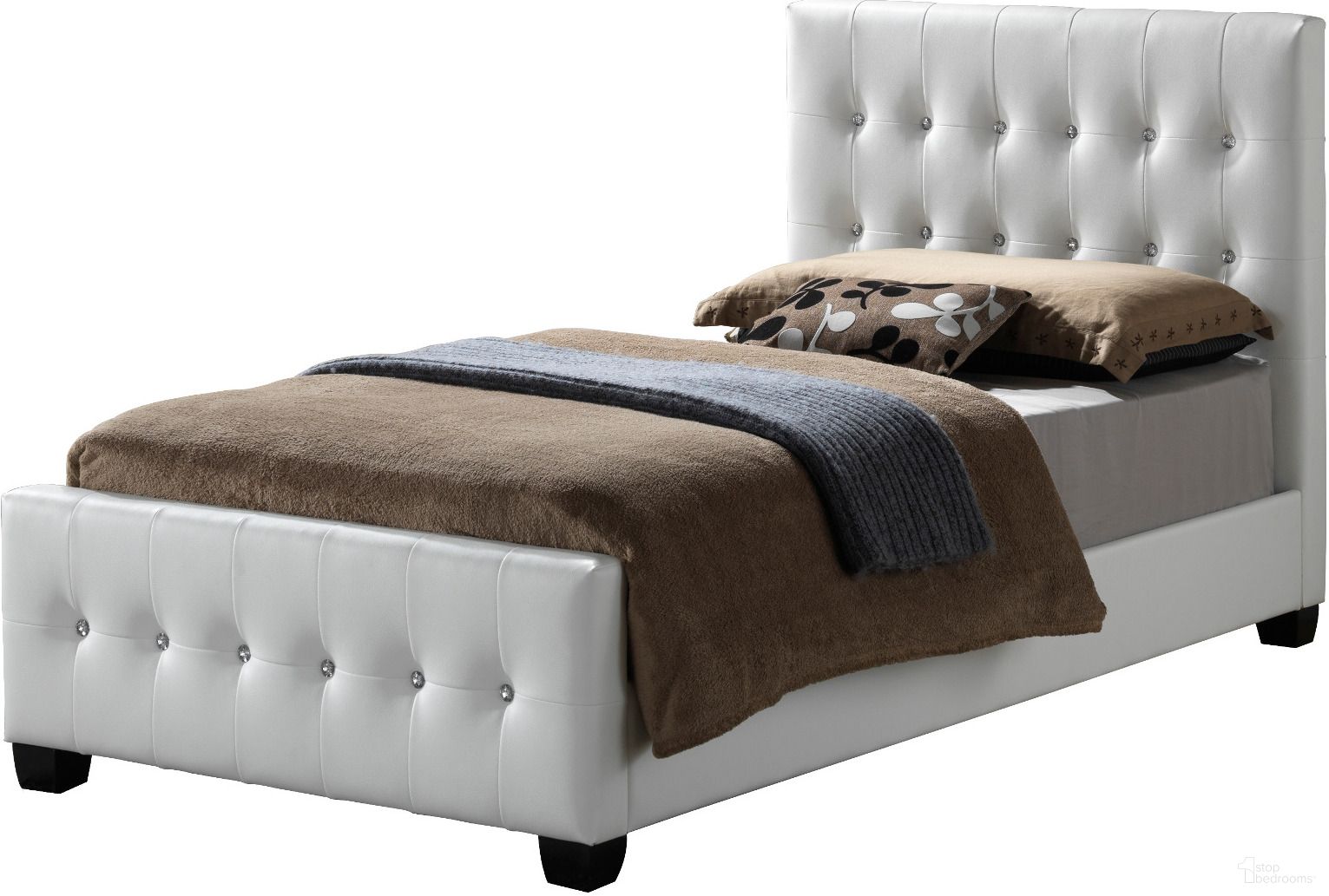 The appearance of Glory Furniture G2587 Twin Upholstered Panel Bed in White designed by Glory in the traditional interior design. This white piece of furniture was selected by 1StopBedrooms from G2587 Collection to add a touch of cosiness and style into your home. Sku: G2587-TB-UP-Twin Bed Headboard;G2587-TB-UP-Twin Bed Footboard;G2587-TB-UP-Twin Bed Rails. Bed Type: Panel Bed. Material: Upholstered. Bed Size: Twin.