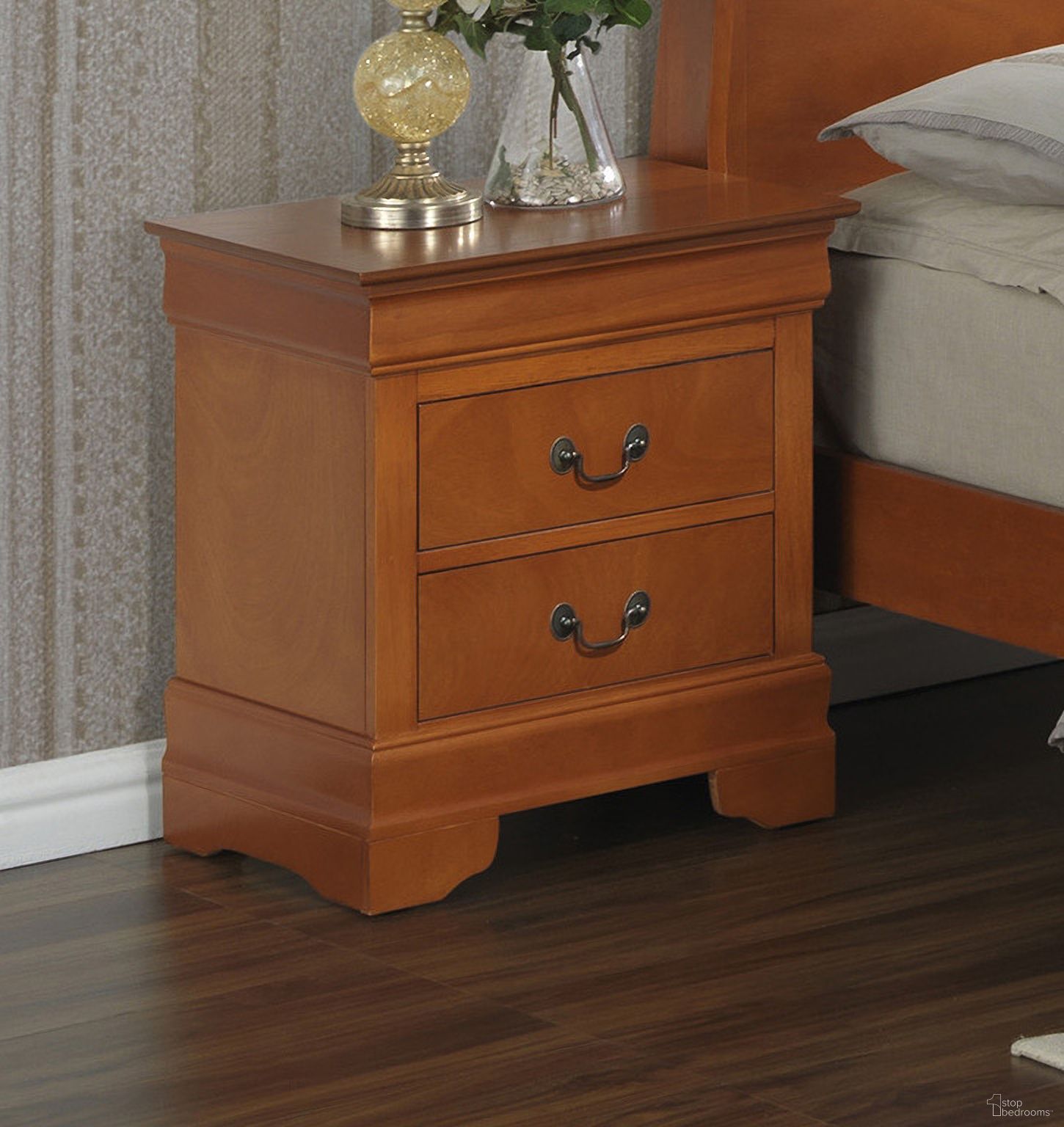 The appearance of Glory Furniture G3160 Night Stand in Oak designed by Glory in the traditional interior design. This oak piece of furniture  was selected by 1StopBedrooms from G3160 Collection to add a touch of cosiness and style into your home. Sku: G3160-N-Nightstand. Material: Wood.
