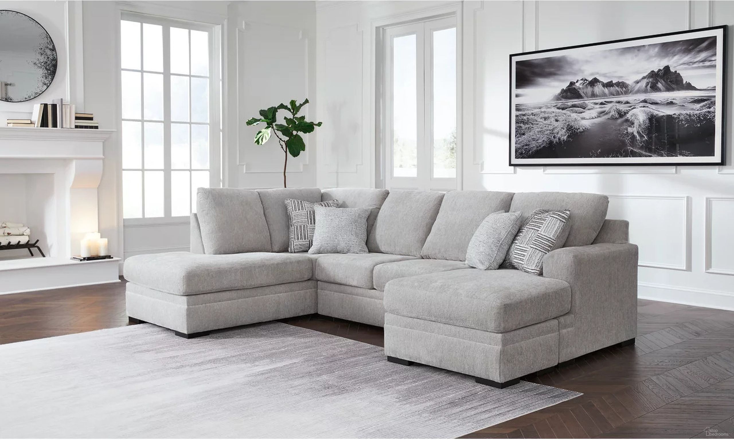 Gabyleigh 2-Piece Sectional With LAF Chaise In Nickel