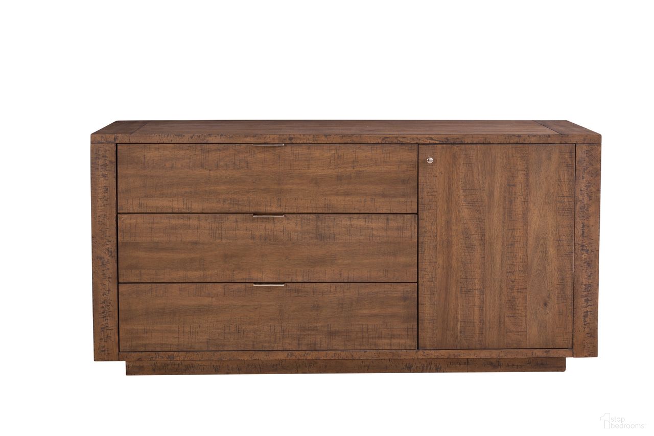 The appearance of Garland Server In Brown designed by Steve Silver in the transitional interior design. This brown piece of furniture was selected by 1StopBedrooms from Garland Collection to add a touch of cosiness and style into your home. Sku: GA500SV. Material: MDF.