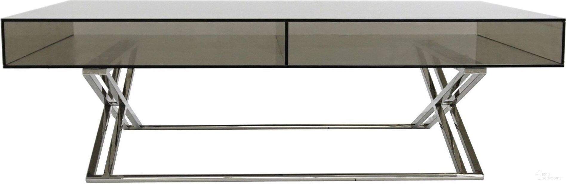 The appearance of Gatsby Chrome Coffee Table designed by Bellini Modern Living in the transitional interior design. This gray piece of furniture  was selected by 1StopBedrooms from Gatsby Collection to add a touch of cosiness and style into your home. Sku: Gatsby CT.