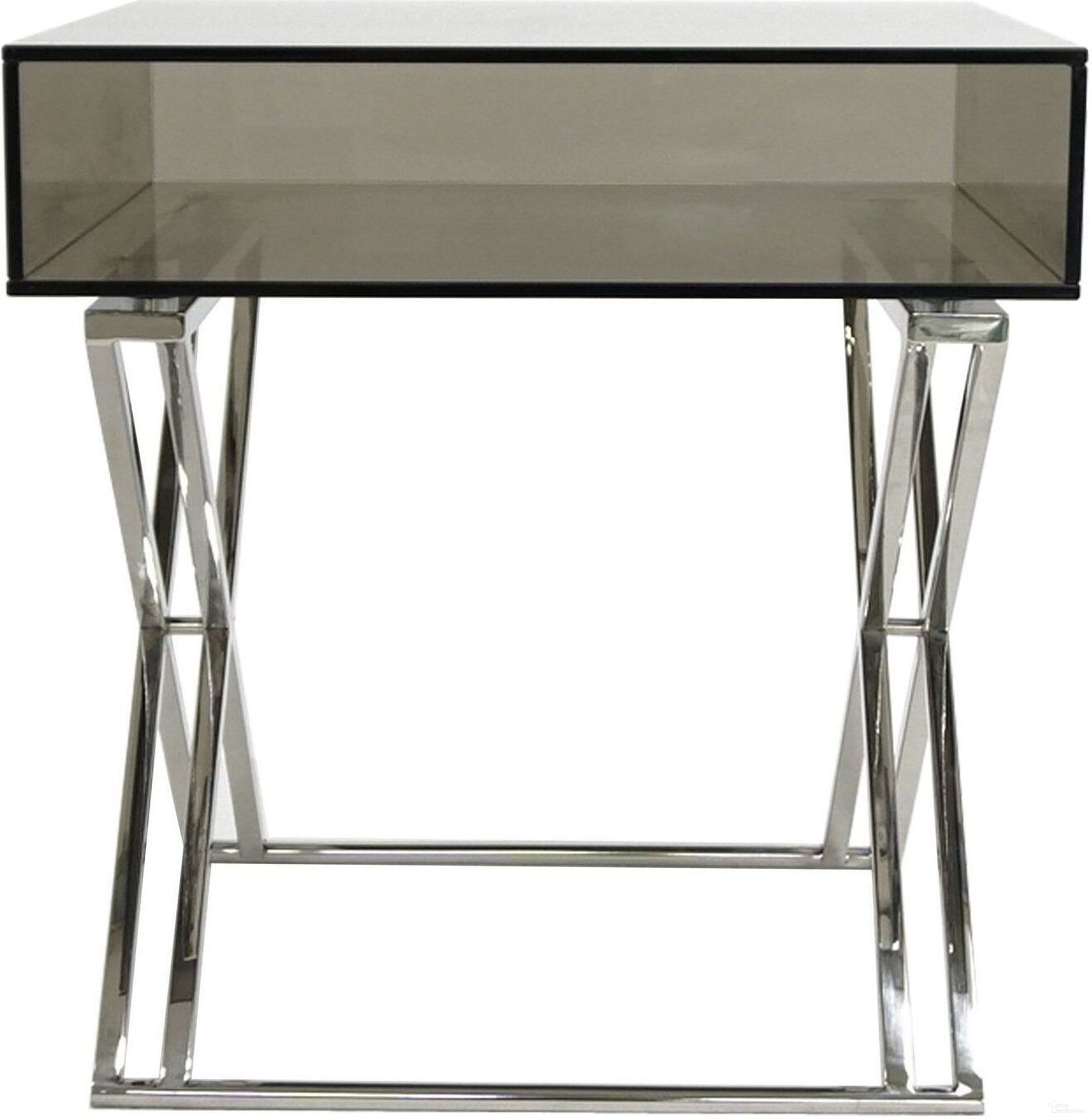 The appearance of Gatsby End Table designed by Bellini Modern Living in the transitional interior design. This gray piece of furniture  was selected by 1StopBedrooms from Gatsby Collection to add a touch of cosiness and style into your home. Sku: Gatsby ET. Material: Glass.