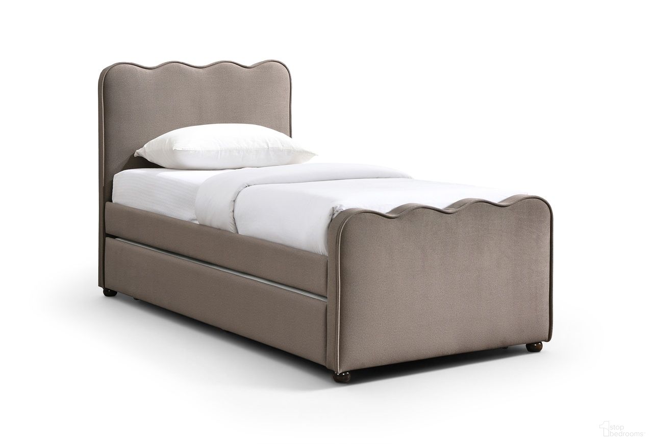 The appearance of Gatsby Mohair Velvet Upholstered Twin Trundle Bed In Taupe designed by Meridian in the modern / contemporary interior design. This taupe piece of furniture was selected by 1StopBedrooms from Gatsby Collection to add a touch of cosiness and style into your home. Sku: GatsbyTaupe-T Box 1/2 (Headboard / Footboard / Slats);GatsbyTaupe-T Box 2/2 (Side Rail / Trundle Panel). Bed Type: Platform Bed. Bed Size: Twin. Material: MDF.