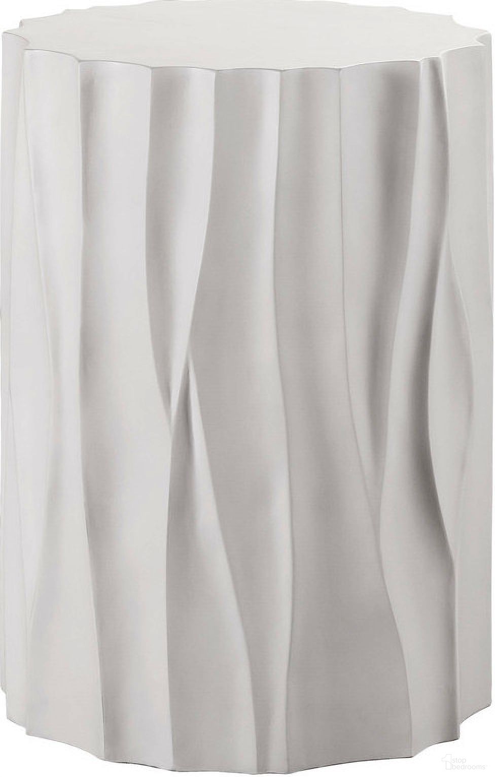 The appearance of Geneva End Table In White designed by Universal in the modern / contemporary interior design. This white piece of furniture  was selected by 1StopBedrooms from Geneva Collection to add a touch of cosiness and style into your home. Sku: U012813. Material: Stainless Steel.