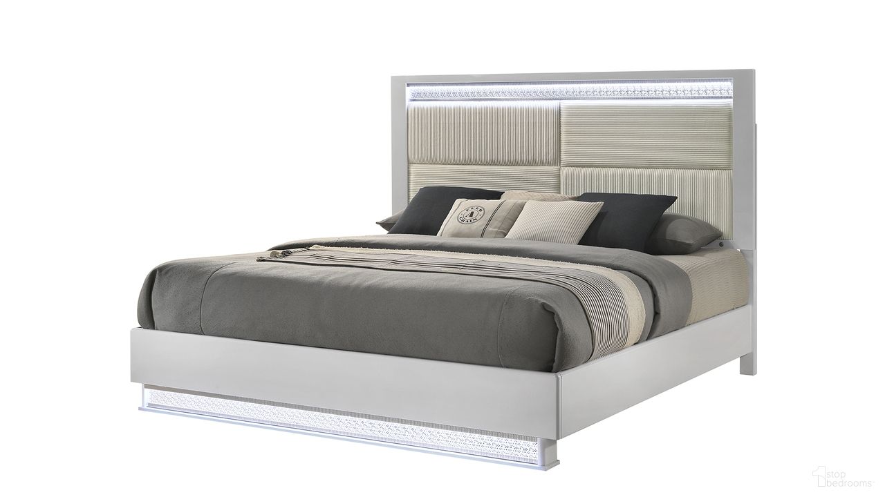 The appearance of Glam King Panel Bed In White designed by Galaxy Home Furnishings in the modern / contemporary interior design. This white piece of furniture was selected by 1StopBedrooms from Glam Collection to add a touch of cosiness and style into your home. Sku: 601955555623-1;601955555623-2. Bed Type: Panel Bed. Bed Size: King. Material: Solid Wood.