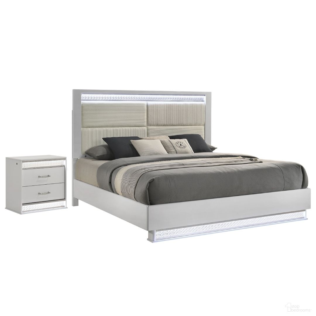 The appearance of Glam Panel Bedroom Set In White designed by Galaxy Home Furnishings in the modern / contemporary interior design. This white piece of furniture  was selected by 1StopBedrooms from Glam Collection to add a touch of cosiness and style into your home. Sku: 601955555616-1;601955555616-2;601955555593. Bed Size: King. Material: Solid Wood.