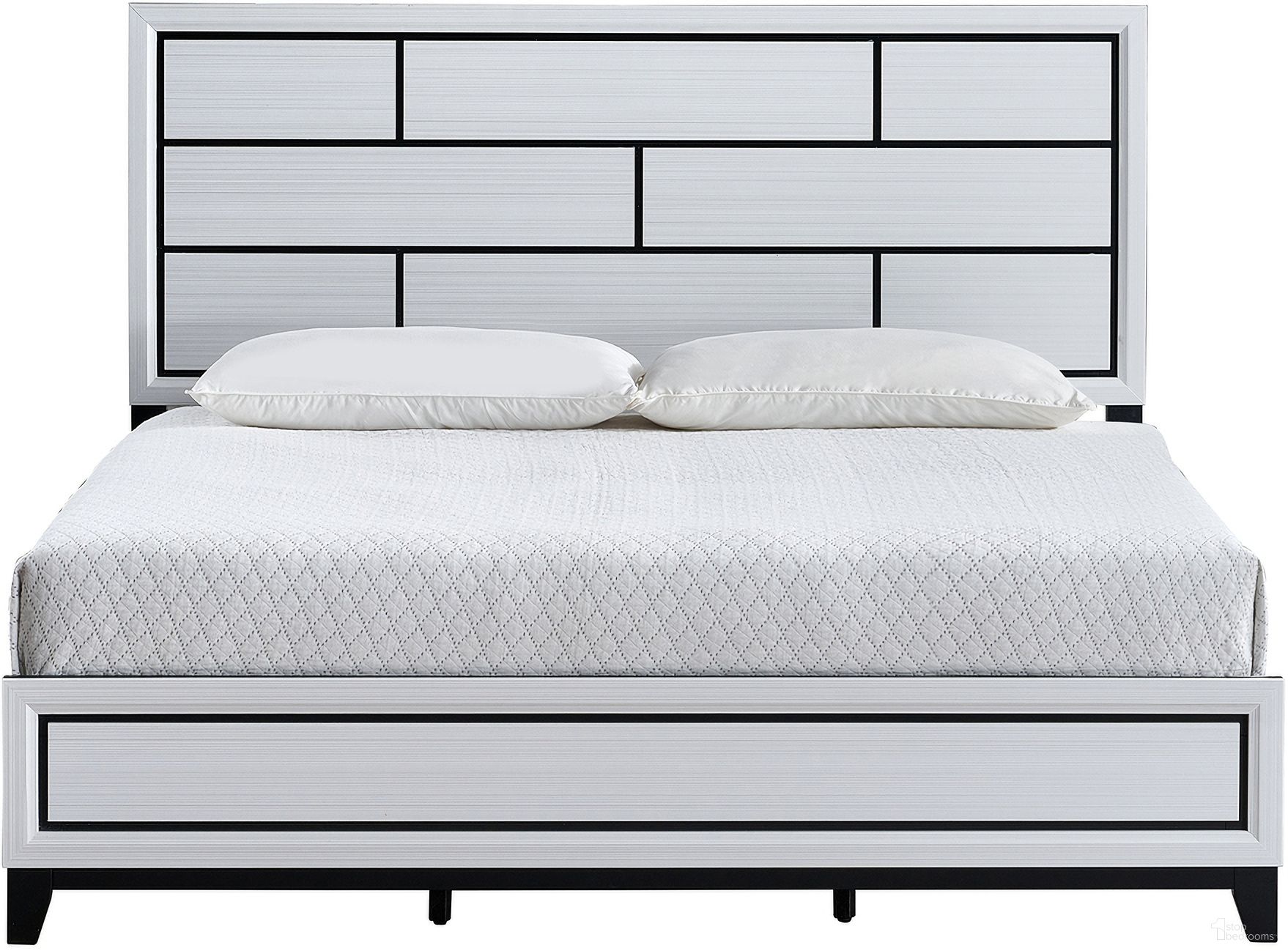 The appearance of Glasgow Queen Bed In White designed by Glory in the modern / contemporary interior design. This white piece of furniture was selected by 1StopBedrooms from Glasgow Collection to add a touch of cosiness and style into your home. Sku: G04390A-QB Box 1;G04390A-QB Box 2. Bed Type: Panel Bed. Bed Size: Queen. Material: Laminate.