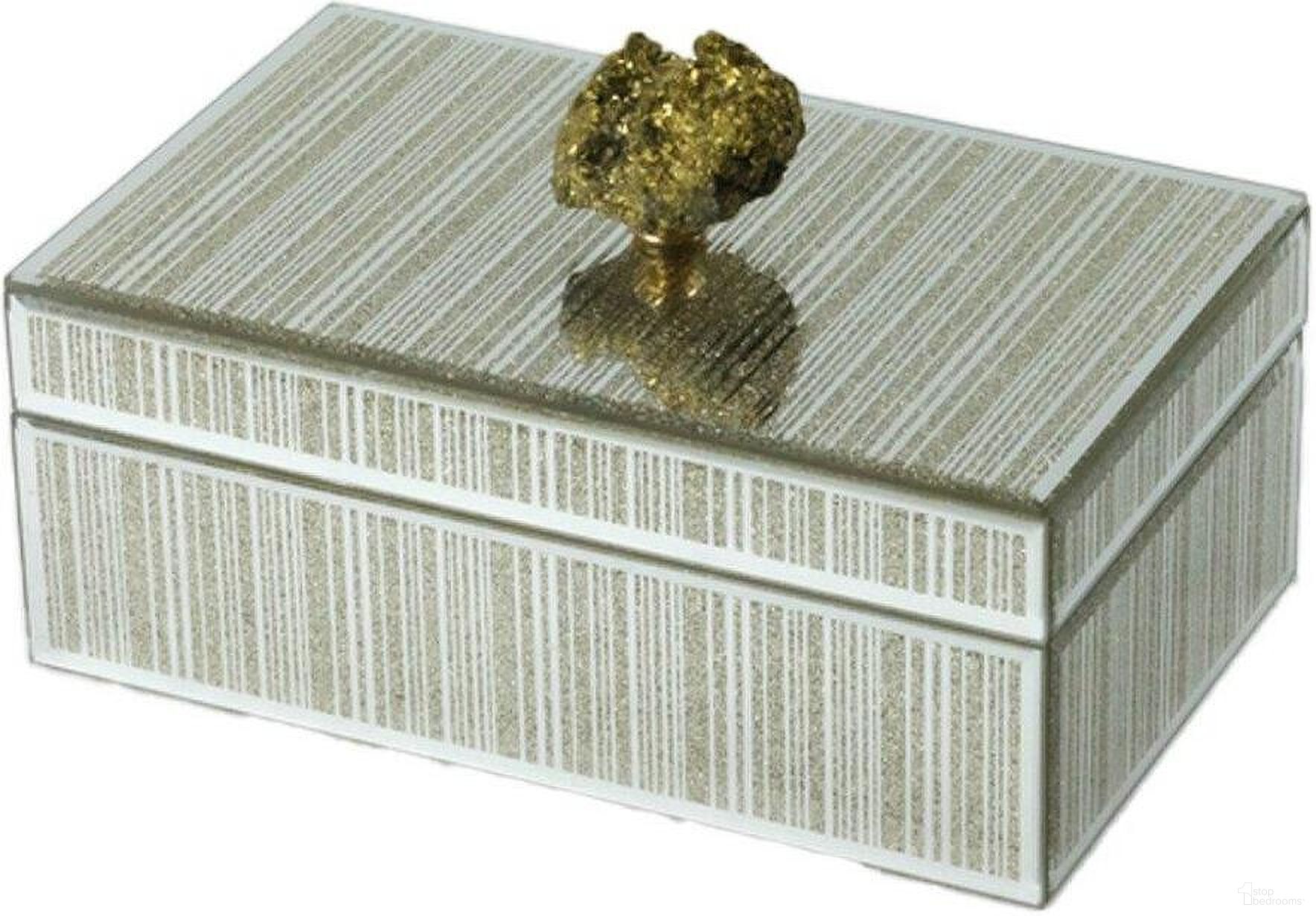 The appearance of Glass 8 x 5 Jewelry Box In Stone Top In Gold designed by Sagebrook Home in the modern / contemporary interior design. This gold piece of furniture was selected by 1StopBedrooms from to add a touch of cosiness and style into your home. Sku: 17646. Material: Crystal.