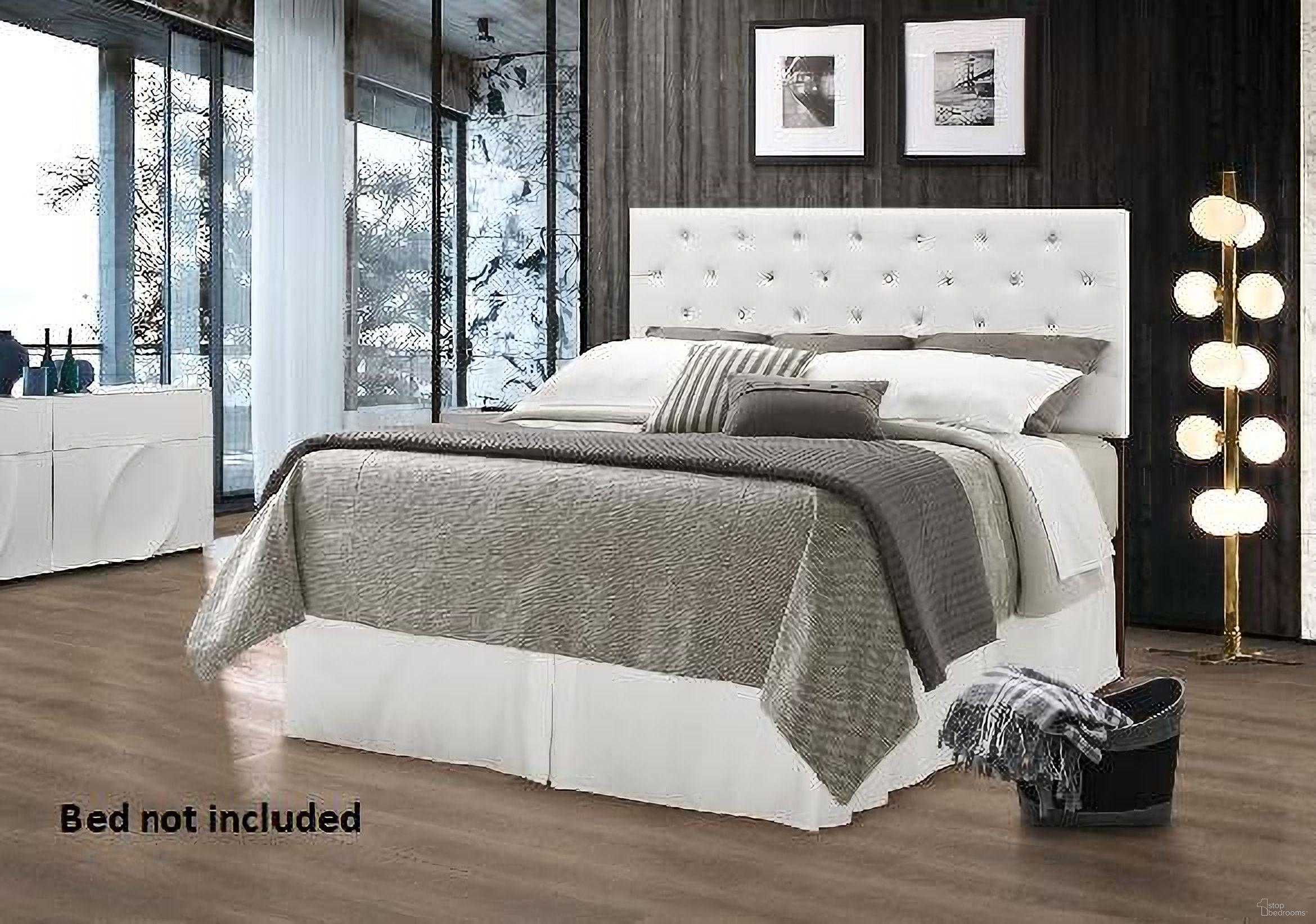 The appearance of Glory Furniture G0133FHB designed by Glory in the transitional interior design. This white piece of furniture  was selected by 1StopBedrooms from Novo Collection to add a touch of cosiness and style into your home. Sku: G0133-FHB-Full Headboard. Material: Wood. Bed Size: Full.