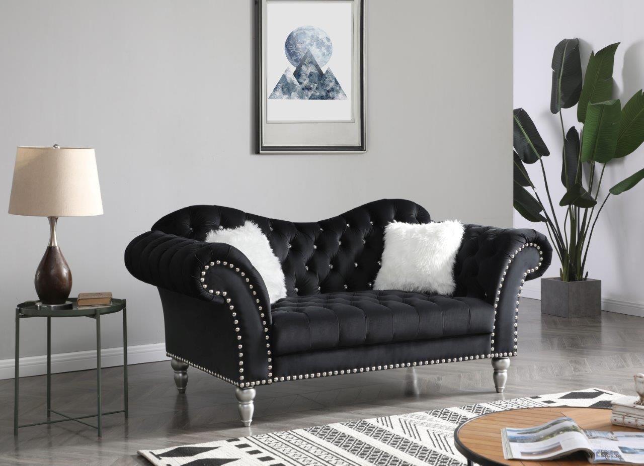 The appearance of Glory Furniture Wilshire G0952A-L Loveseat designed by Glory in the traditional interior design. This black piece of furniture was selected by 1StopBedrooms from Wilshire Collection to add a touch of cosiness and style into your home. Sku: G0952A-L Box 1;G0952A-L Box 2. Material: Wood.