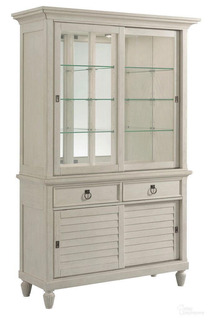 The appearance of Haystack Display Cabinet In Egret designed by American Drew in the transitional interior design. This egret piece of furniture was selected by 1StopBedrooms from Grand Bay Collection to add a touch of cosiness and style into your home. Sku: 016-850;016-851. Material: Wood.