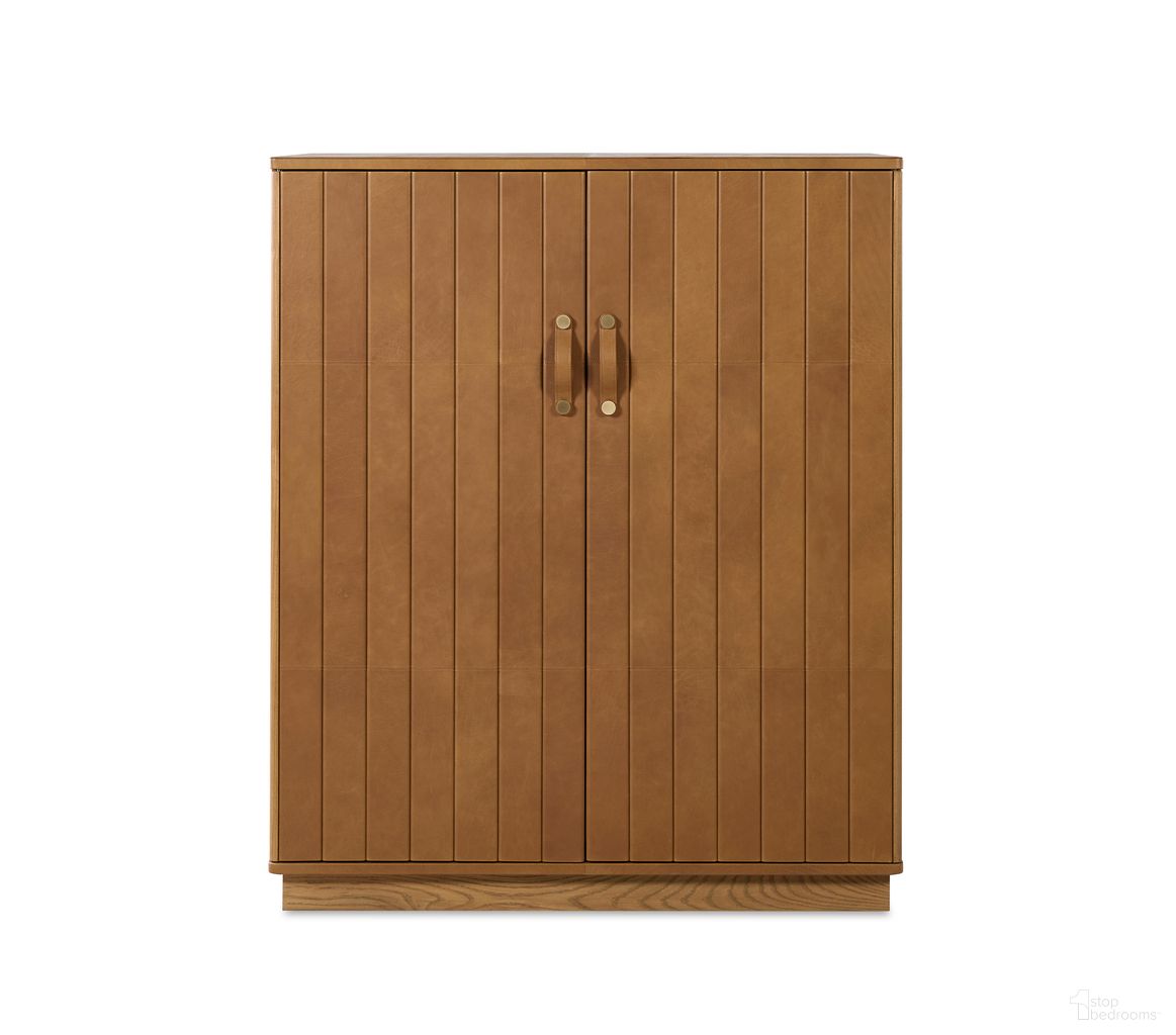 The appearance of Grand Tour Furniture Nicolo Bar Cabinet In Brown designed by Century Furniture in the transitional interior design. This brown piece of furniture was selected by 1StopBedrooms from Grand Tour Furniture Collection to add a touch of cosiness and style into your home. Sku: SF6260. Material: Oak Veneer.