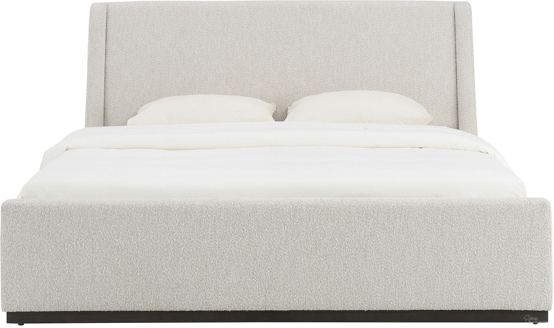 The appearance of Greer Uphostered Modern Design King Bed In Grey designed by Alder And Tweed in the modern / contemporary interior design. This grey piece of furniture was selected by 1StopBedrooms from Greer Collection to add a touch of cosiness and style into your home. Sku: AT40330K-HDS/DCT. Material: Polyester. Bed Size: King. Bed Type: Upholstered Bed.