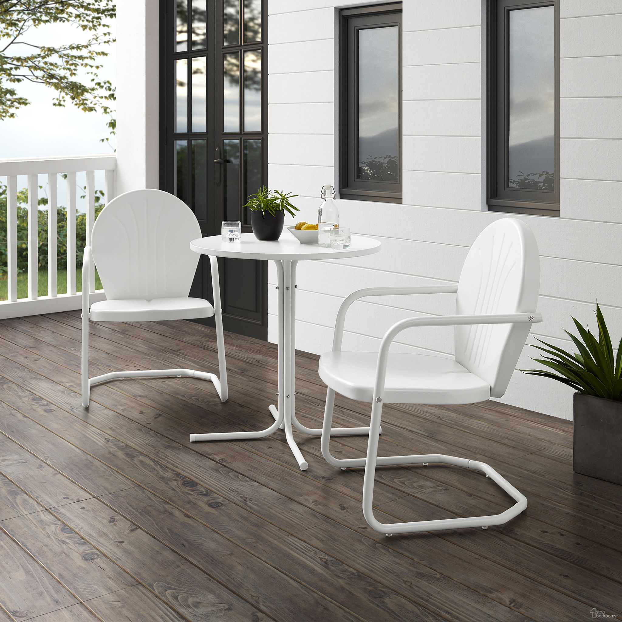The appearance of Griffith 3 Piece Retro Outdoor Bistro Set In White Gloss and White Satin designed by Crosley Brands in the transitional interior design. This white gloss piece of furniture was selected by 1StopBedrooms from Griffith Collection to add a touch of cosiness and style into your home. Sku: CO1014-WH;CO1001A-WH;CO1001A-WH. Material: Steel.