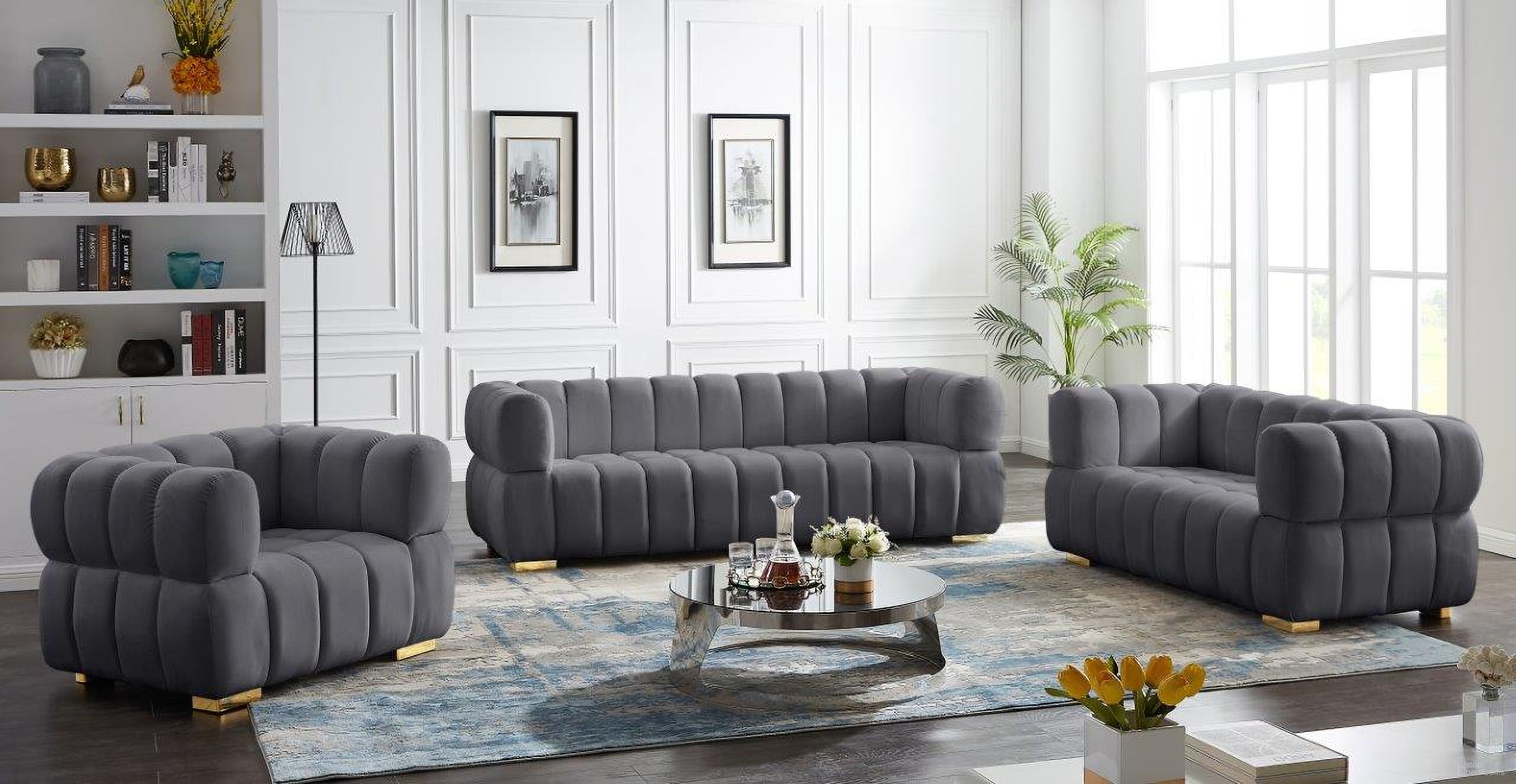 The appearance of Gwen Living Room Set In Grey designed by Meridian in the modern / contemporary interior design. This grey piece of furniture was selected by 1StopBedrooms from Gwen Collection to add a touch of cosiness and style into your home. Sku: 670Grey-S;670Grey-L. Material: Velvet.