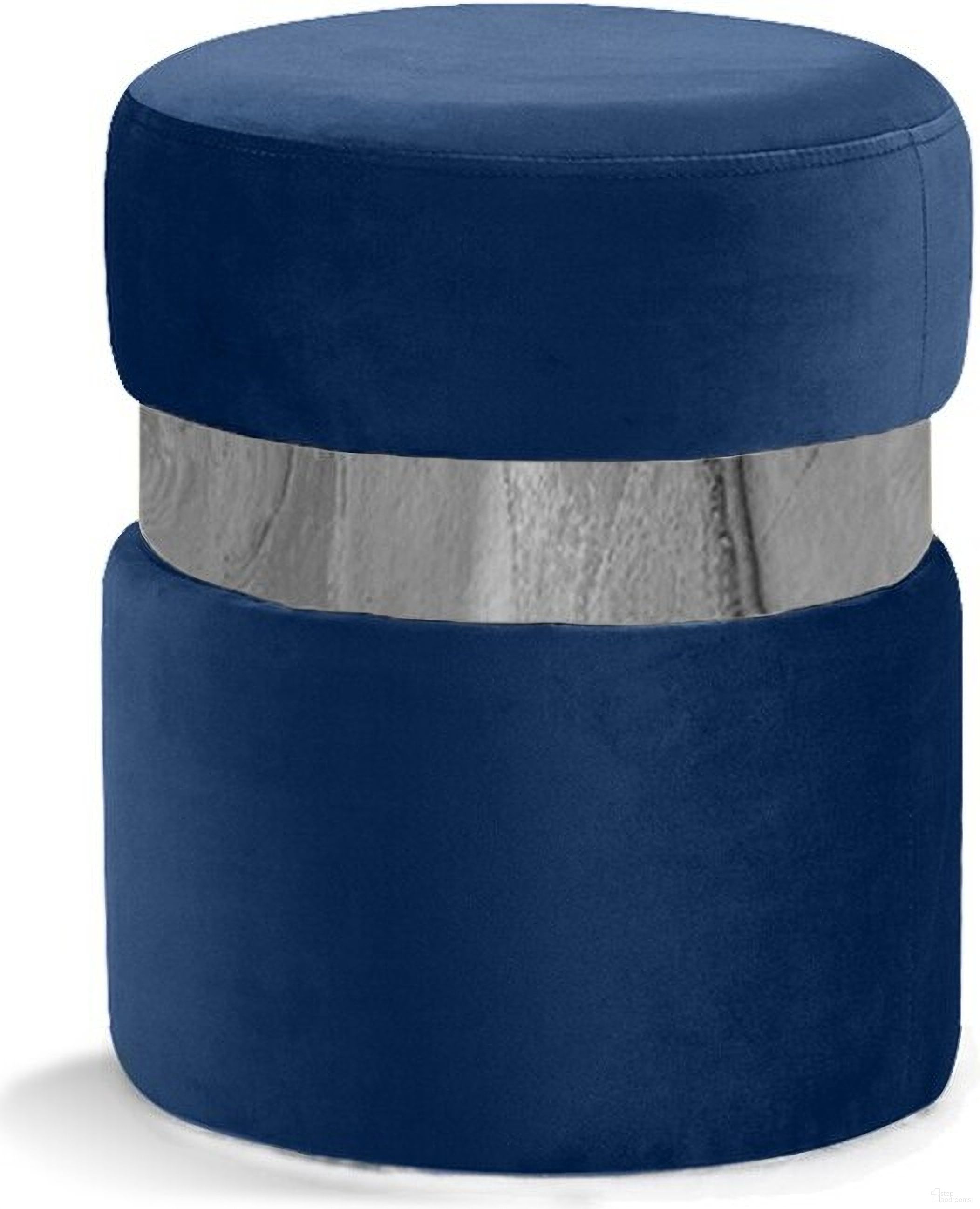 The appearance of Hailey Velvet Ottoman/Stool In Navy/Chrome designed by Meridian in the modern / contemporary interior design. This navy piece of furniture  was selected by 1StopBedrooms from Hailey Collection to add a touch of cosiness and style into your home. Sku: 133Navy. Material: Velvet.