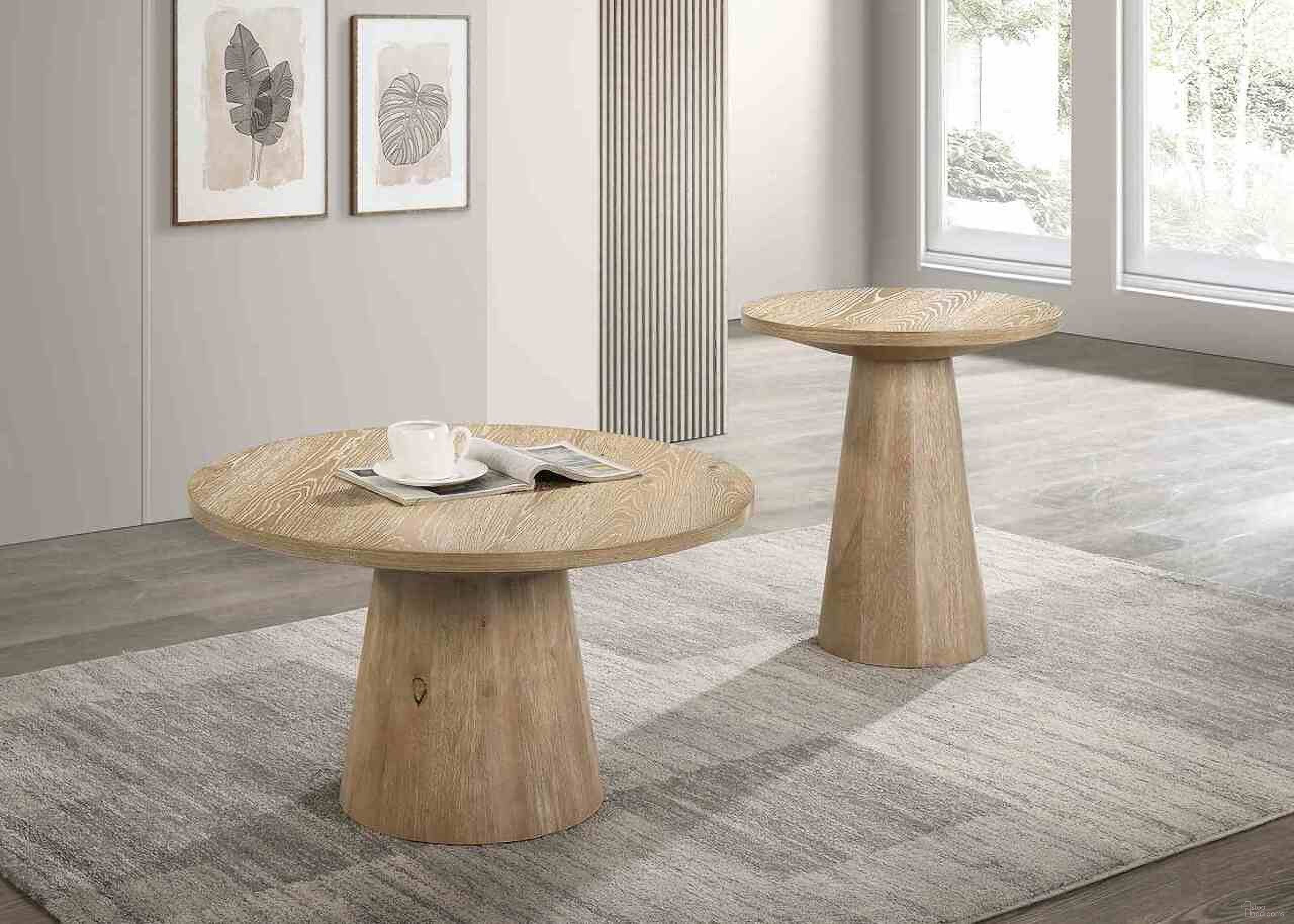 The appearance of Halewood Occasional Table Set In Oak designed by Furniture of America in the modern / contemporary interior design. This oak piece of furniture  was selected by 1StopBedrooms from Halewood Collection to add a touch of cosiness and style into your home. Sku: FM4222NT-C-1;FM4222NT-C-2;FM4222NT-E-1;FM4222NT-E-2. Material: Engineered Wood.