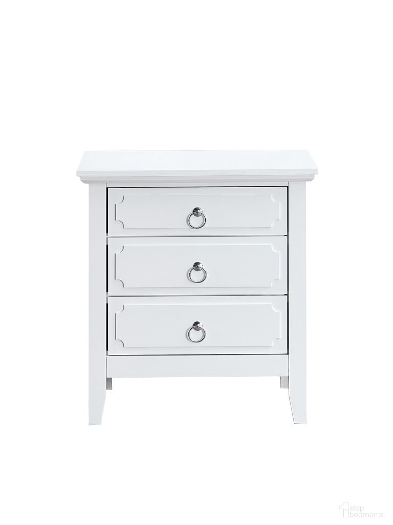 The appearance of Hammond 3 Drawer Nightstand In White designed by Glory in the transitional interior design. This white piece of furniture was selected by 1StopBedrooms from Hammond Collection to add a touch of cosiness and style into your home. Sku: G0091-N. Material: Wood.