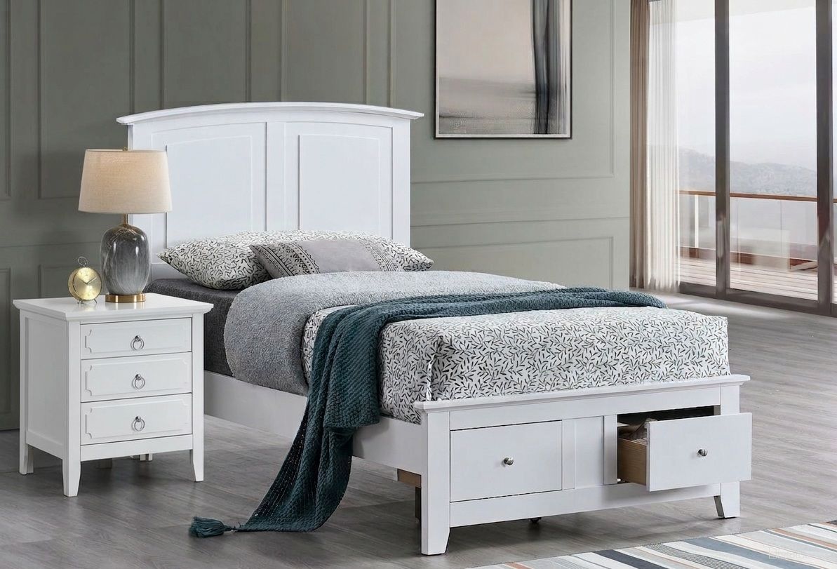 The appearance of Hammond Farmhouse Youth Storage Bedroom Set in White designed by Glory in the country / farmhouse interior design. This white piece of furniture was selected by 1StopBedrooms from Hammond Collection to add a touch of cosiness and style into your home. Sku: G5490B-TSB;G0091-N. Material: Wood. Bed Size: Full.