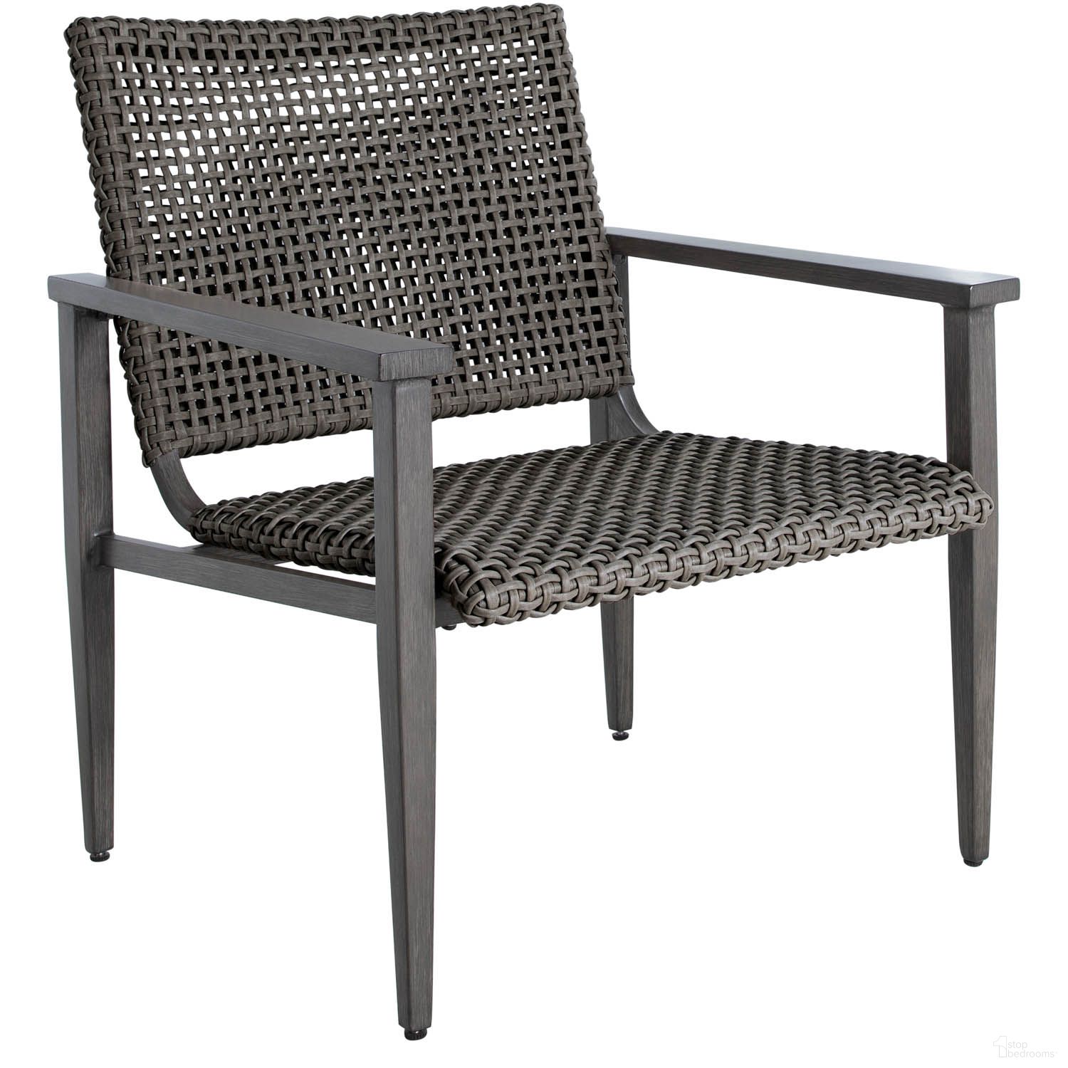 The appearance of Harbor Lounge In Bali Pearl designed by Summer Classics in the modern / contemporary interior design. This bali pearl piece of furniture was selected by 1StopBedrooms from Harbor Collection to add a touch of cosiness and style into your home. Sku: 138531+C770H4219N. Material: Wicker.