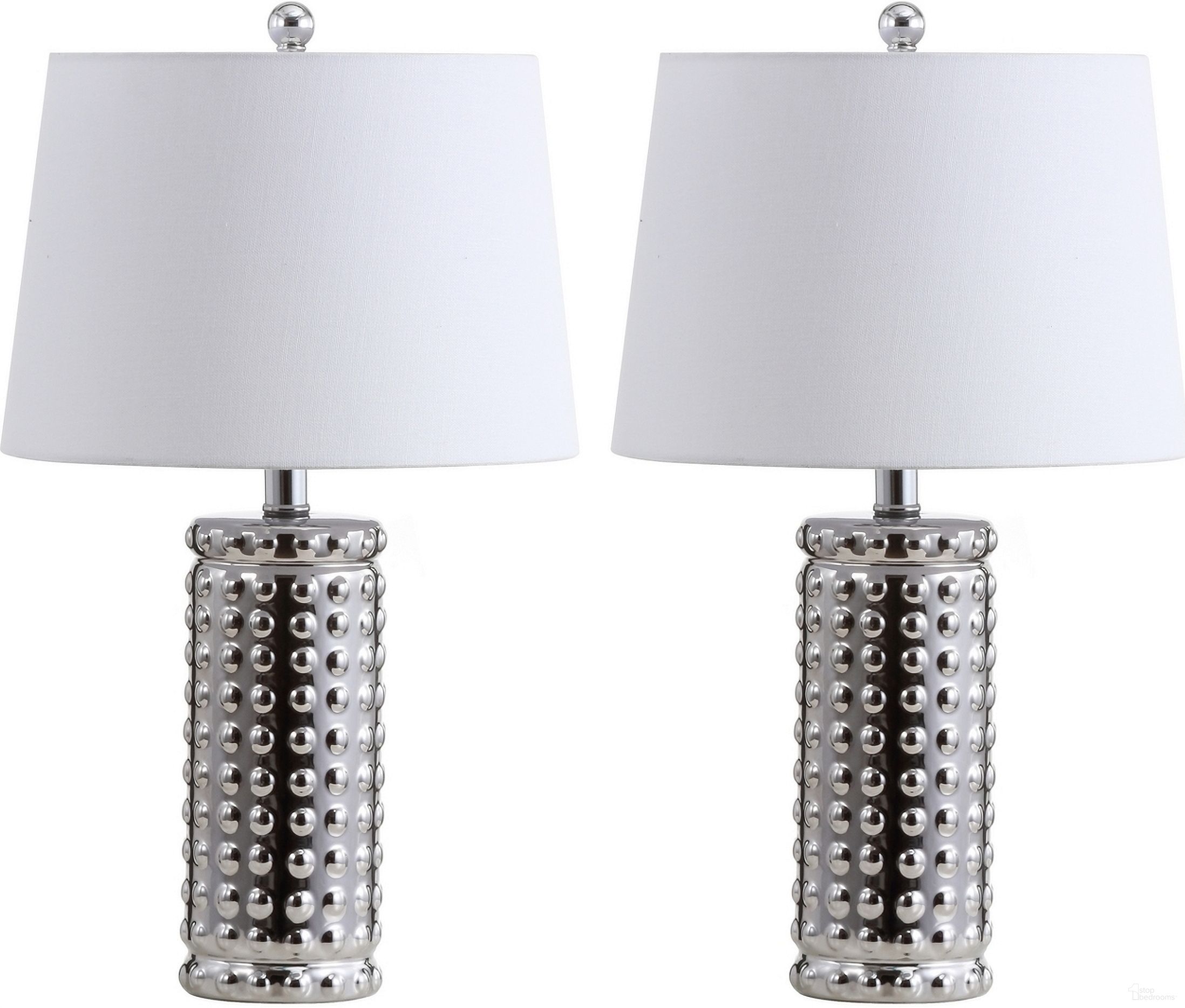 The appearance of Harlee Chrome Table Lamp Set of 2 designed by Safavieh in the traditional interior design. This chrome piece of furniture  was selected by 1StopBedrooms from Safavieh TBL Collection to add a touch of cosiness and style into your home. Sku: TBL4117A-SET2. Material: Chrome.