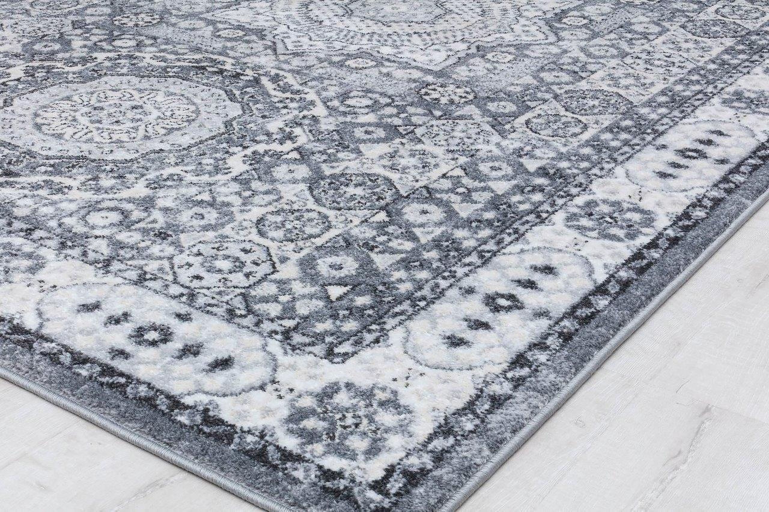 Harper HY60H Ice Cube Silver Abstract Vintage Gray 2' x 4' Area Rug by