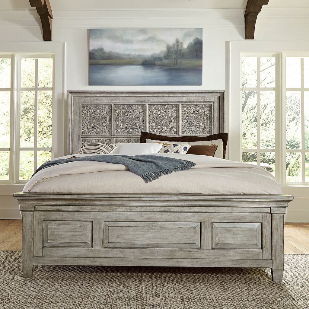 The appearance of Heartland Opt California King Panel Bed In White designed by Liberty in the country / farmhouse interior design. This antique white piece of furniture was selected by 1StopBedrooms from Heartland Collection to add a touch of cosiness and style into your home. Sku: 824-BR15H;824-BR16;824-BR90C. Bed Type: Panel Bed. Bed Size: California King. Material: Rubberwood.