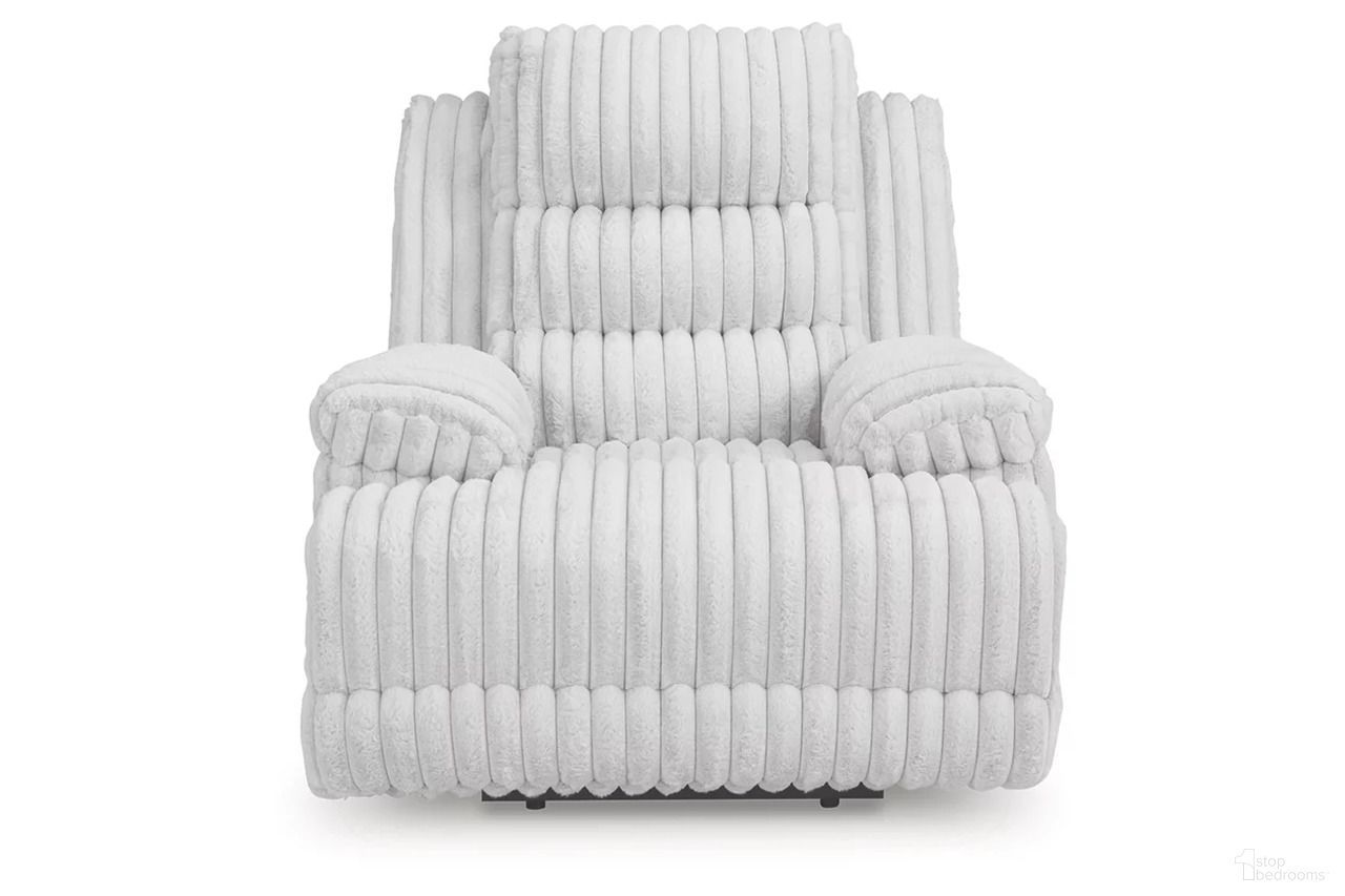 The appearance of Higgesbee Recliner In Alloy designed by Signature Design by Ashley in the modern / contemporary interior design. This alloy piece of furniture was selected by 1StopBedrooms from Higgesbee Collection to add a touch of cosiness and style into your home. Sku: NC4280406. Material: Corduroy.