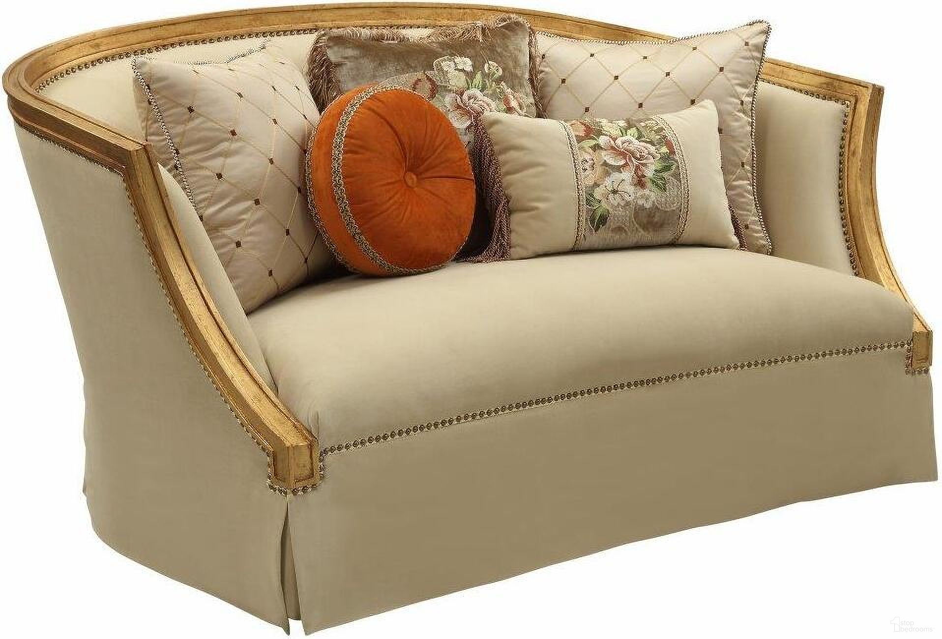 The appearance of Homeroots Fabric Antique Gold Upholstery Wood Leg And Trim Loveseat With 5 Pillows designed by Homeroots in the traditional interior design. This antique gold piece of furniture  was selected by 1StopBedrooms from  to add a touch of cosiness and style into your home. Sku: 348221. Material: Wood.