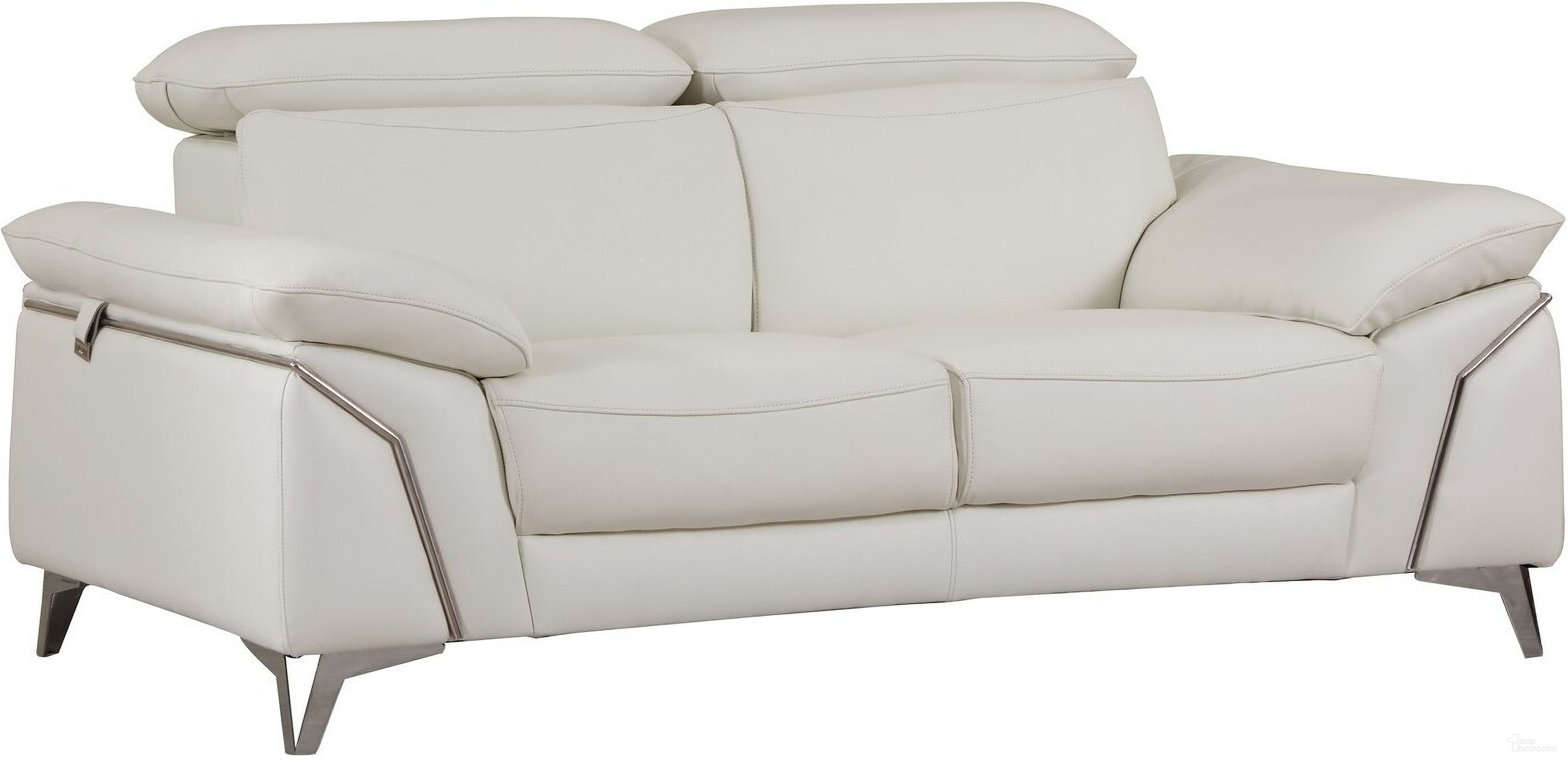 Homeroots Fashionable White Leather Loveseat