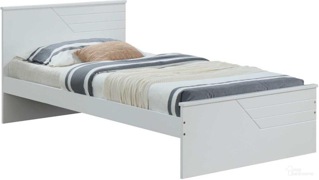 Homeroots Twin White Solid Wood Bed