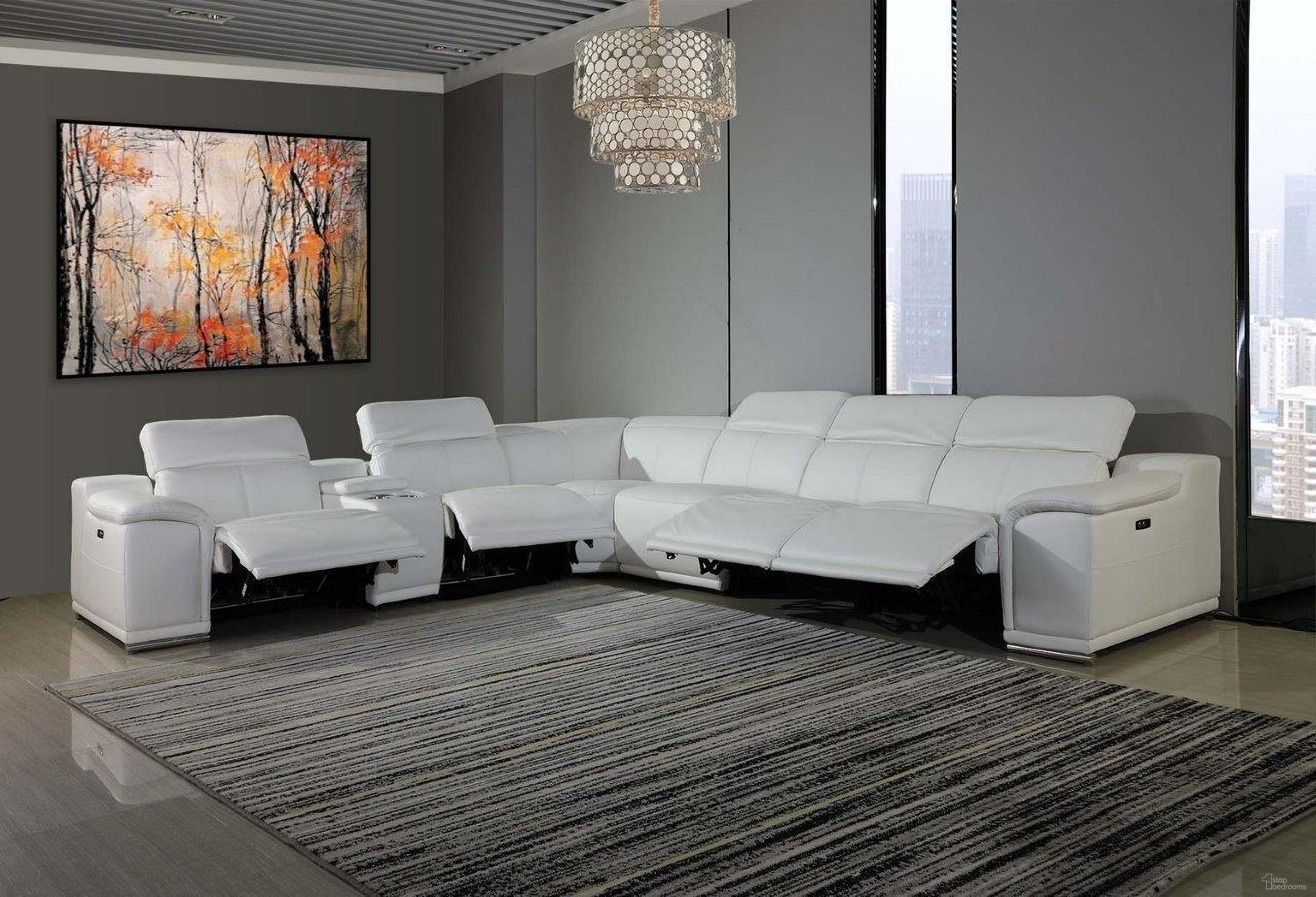 The appearance of Homeroots White Power Reclining 7 Piece Sectional with 1 Console 366363 designed by Homeroots in the modern / contemporary interior design. This white piece of furniture was selected by 1StopBedrooms from to add a touch of cosiness and style into your home. Sku: 366363. Material: Leather. Layout: L-Shape.