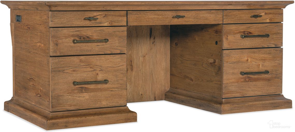 The appearance of Hooker Furniture Big Sky Executive Desk In Medium Wood designed by Hooker in the transitional interior design. This medium wood piece of furniture was selected by 1StopBedrooms from Big Sky Collection to add a touch of cosiness and style into your home. Sku: 6700-10562-80. Material: Hickory.