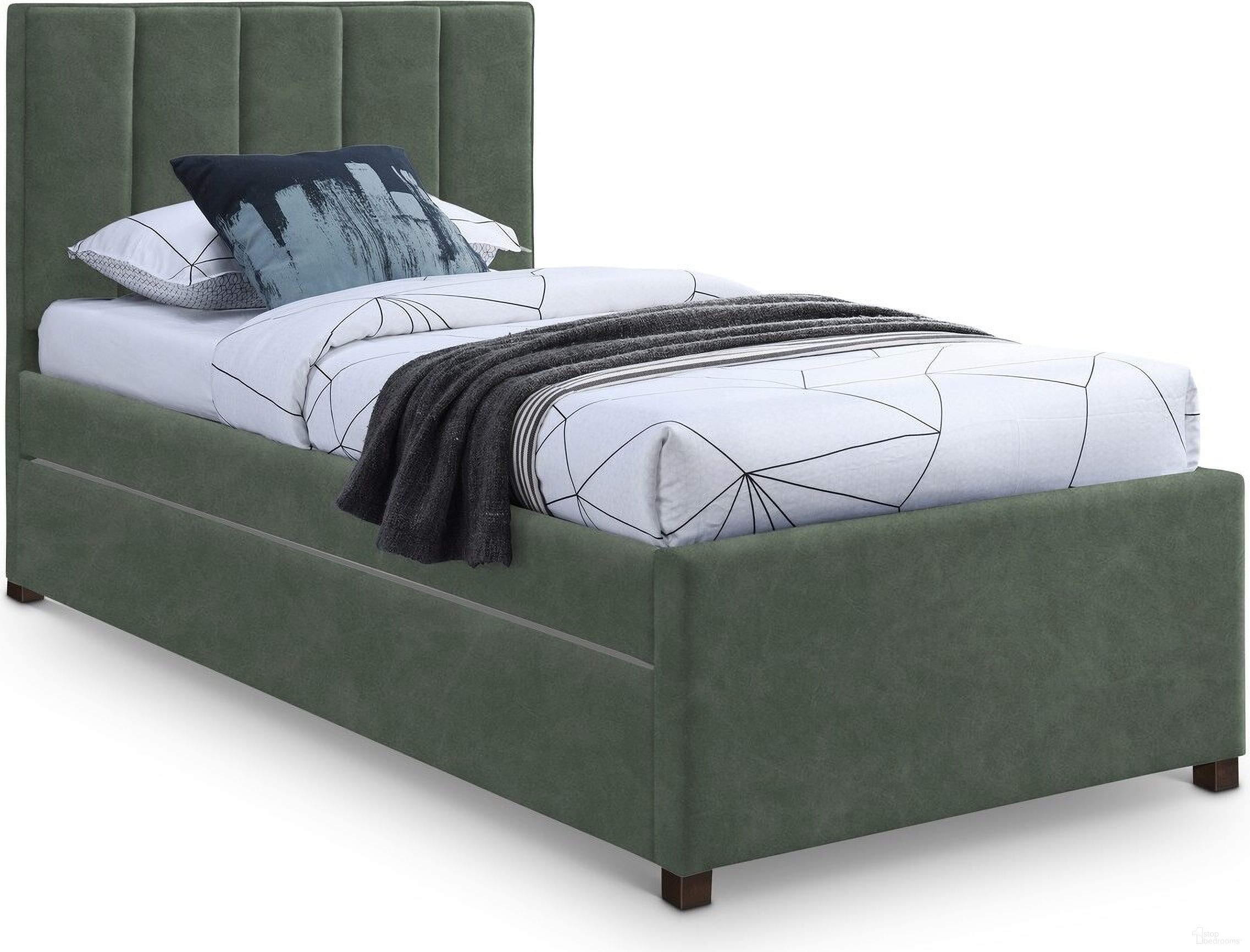 The appearance of Hudson Vegan Leather Twin Trundle Bed In Green designed by Meridian in the modern / contemporary interior design. This green piece of furniture was selected by 1StopBedrooms from Hudson Collection to add a touch of cosiness and style into your home. Sku: HudsonGreen-T Box 1/2 (Headboard / Footboard / Trundle Side Panel / Slats);HudsonGreen-T Box 2/2 (Side Rail / Drawer Panel). Bed Size: Twin. Material: MDF. Bed Type: Trundle Bed.