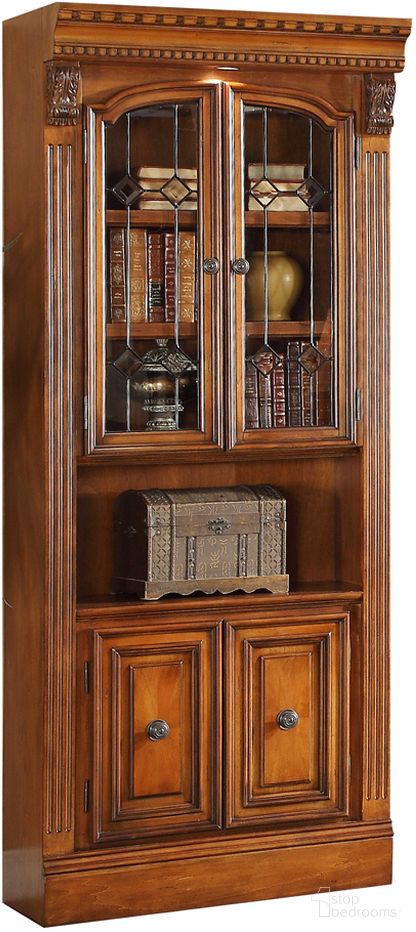 The appearance of Huntington 32 Inch Glass Door Cabinet In Antique Vintage Pecan designed by Parker House in the traditional interior design. This antique vintage pecan piece of furniture  was selected by 1StopBedrooms from Huntington Collection to add a touch of cosiness and style into your home. Sku: HUN#440. Material: Poplar.